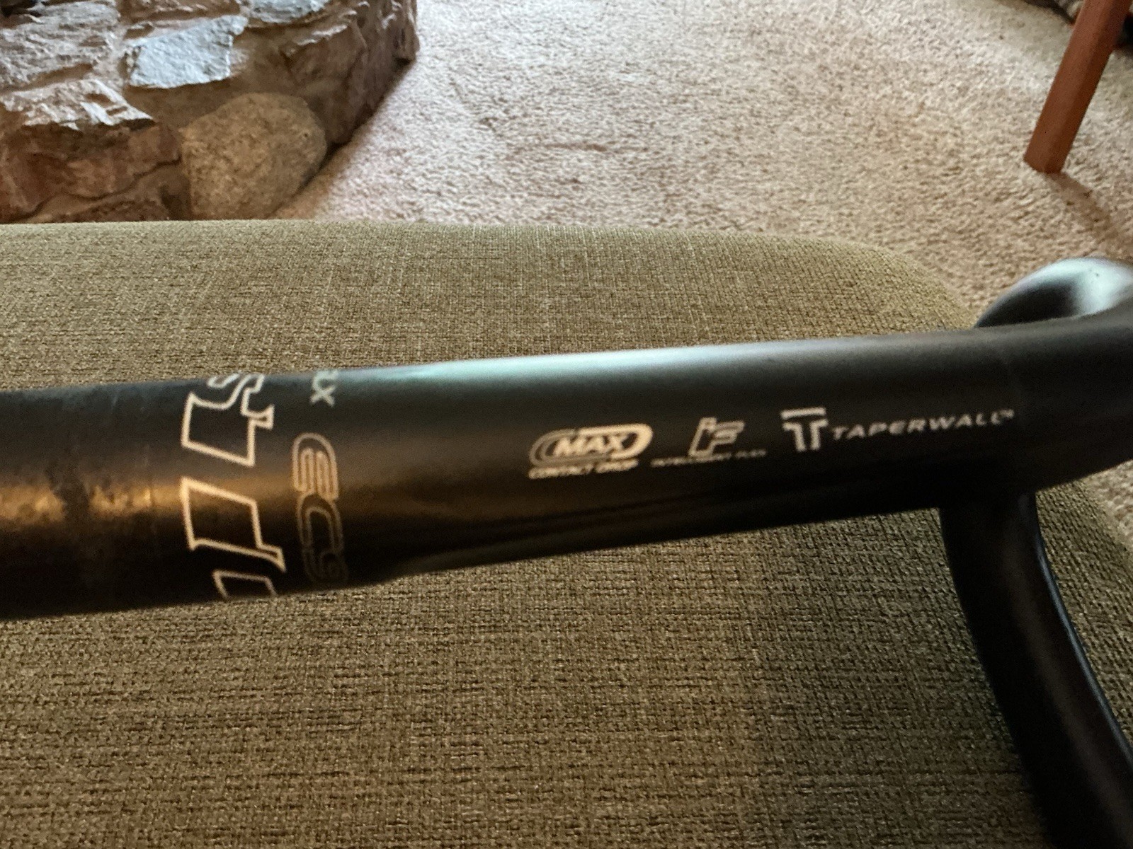 Easton EC90 SLX Carbon handlebar, 40 Cm . I Only Ship To The Cont. USA.
