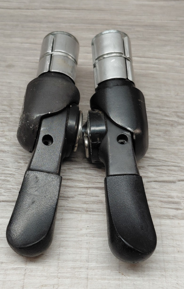 Vintage SUNTOUR Bar Con Indexed Accushift Bar End Shift Levers