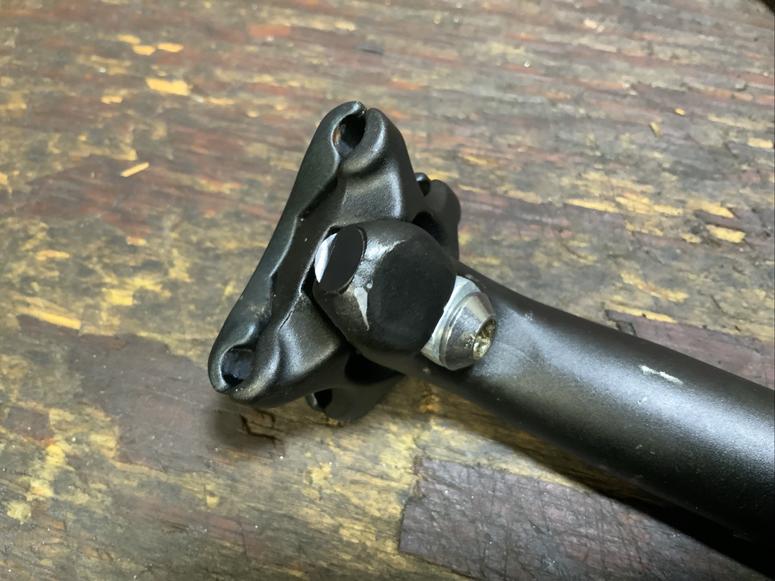 Kalloy 27.2 x 350mm Single Bolt Black MTB Seatpost Seat Post
