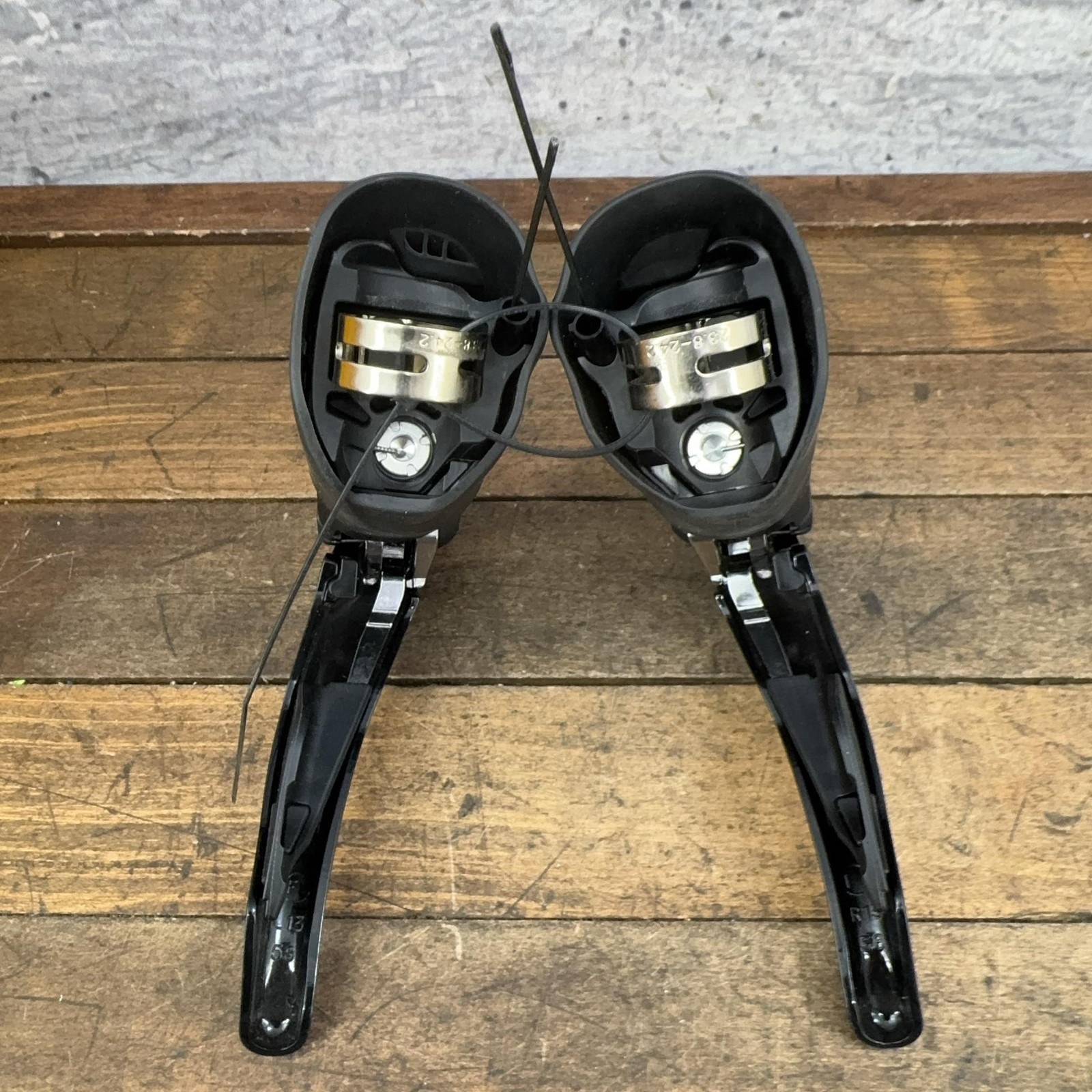 Shimano 105 ST-R7000 Shifters 11 Speed STI Dual Brake Lever Set Drop Bar