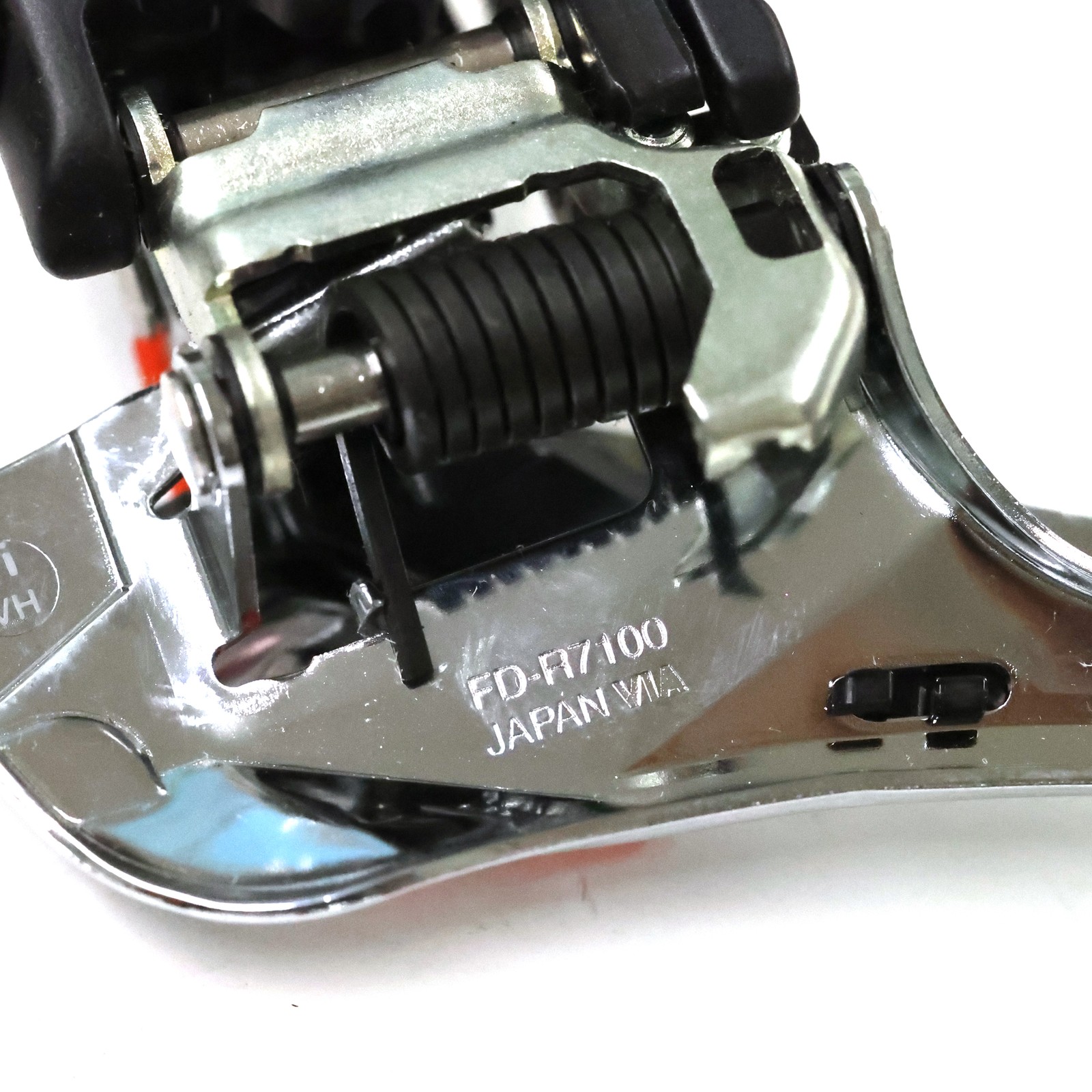 Shimano 105 FD-R7100-F Front Derailleur 12 Speed Double Braze On Take Off