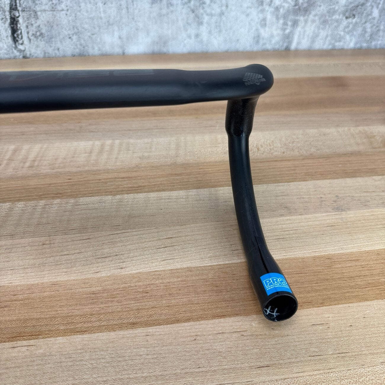 Shimano PRO Vibe Aero 42cm Carbon 31.8mm Drop Bar Handlebar 245g