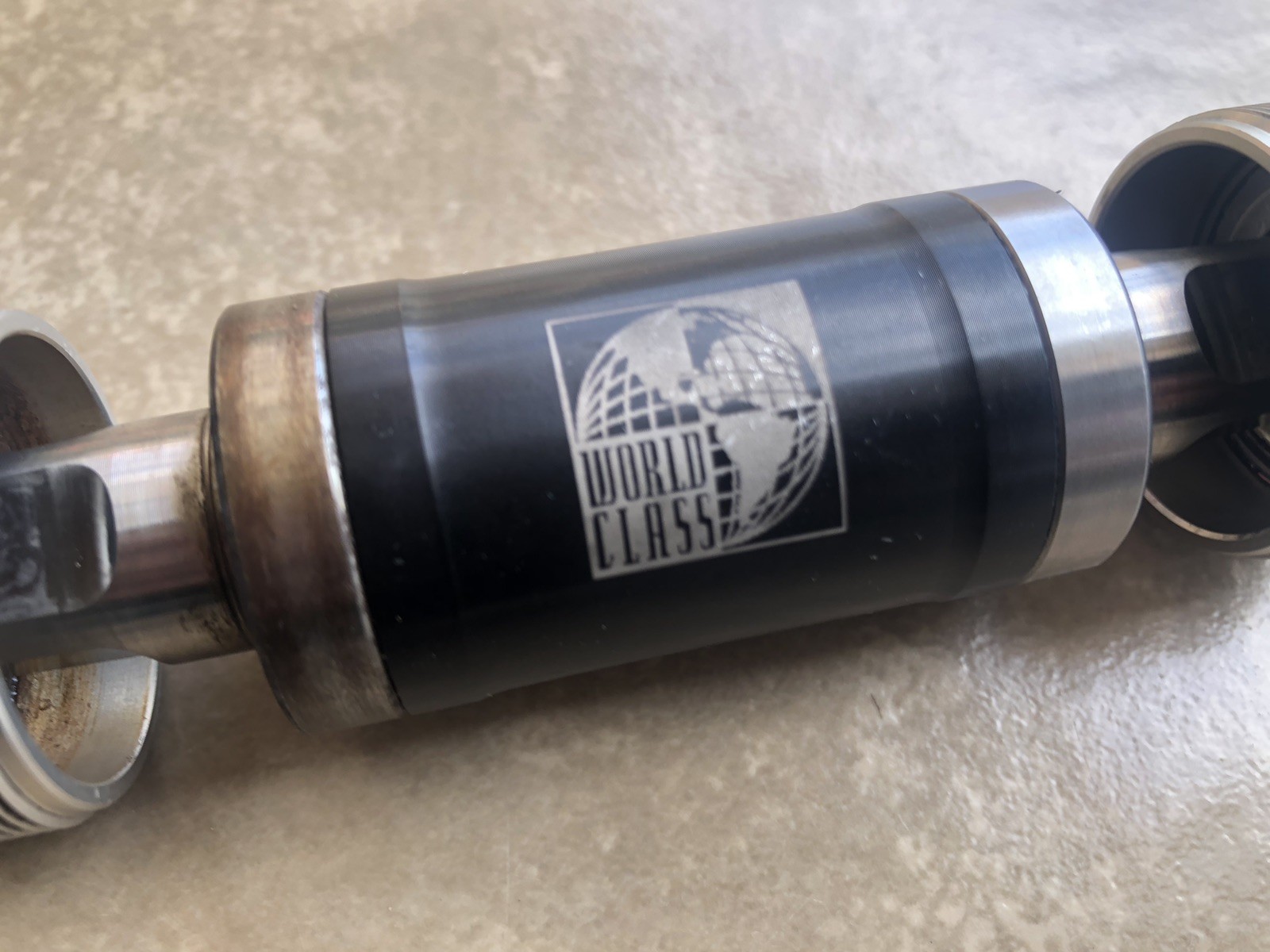 World Class Ti Bottom Bracket, 68 x 103 mm, Square Taper Titanium Great Shape