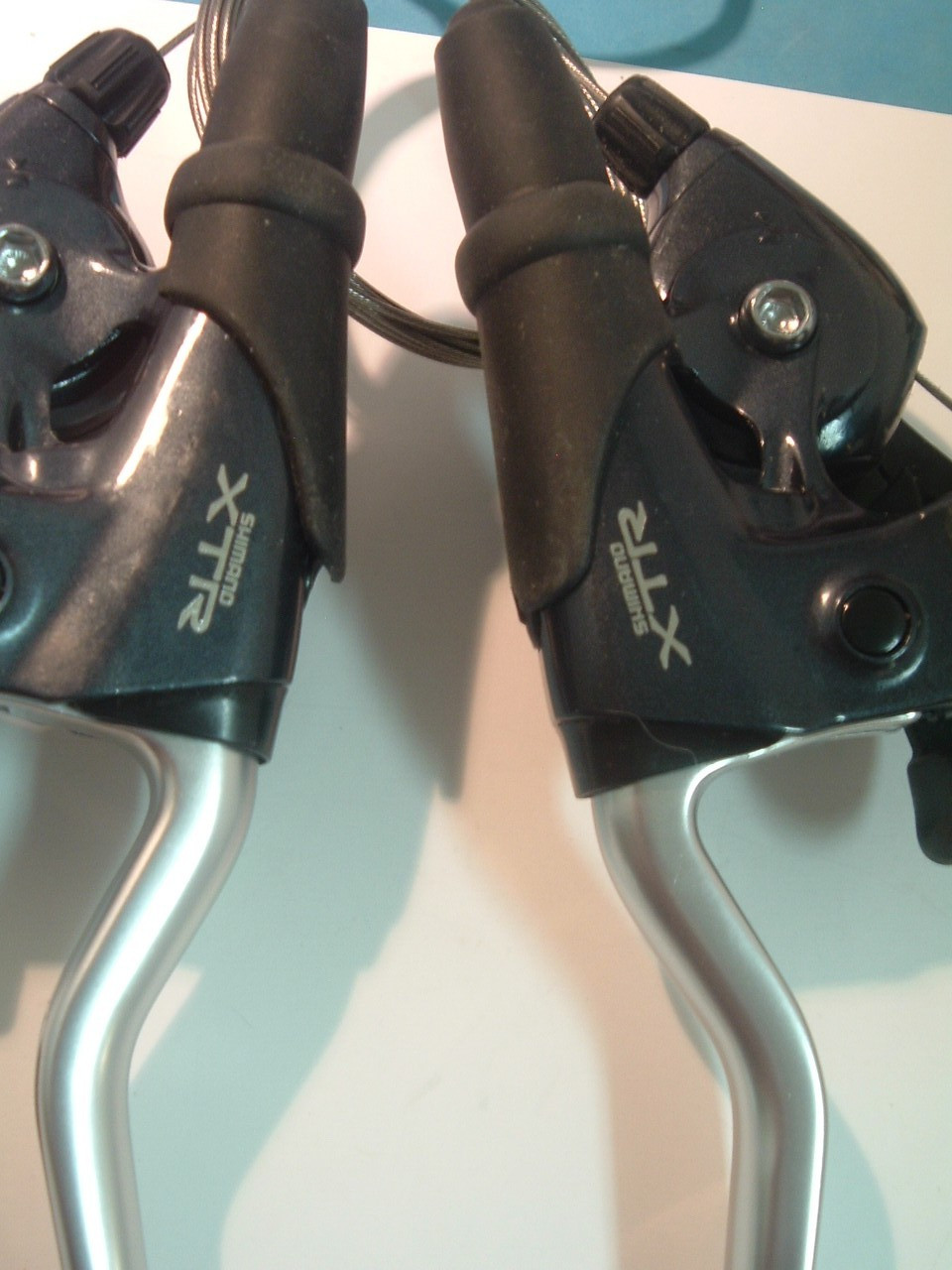 Shimano XTR 3×8-Spd ST-M900 Shifters/Brake Levers MTB NEW/NOS- RF+ STI -NIB