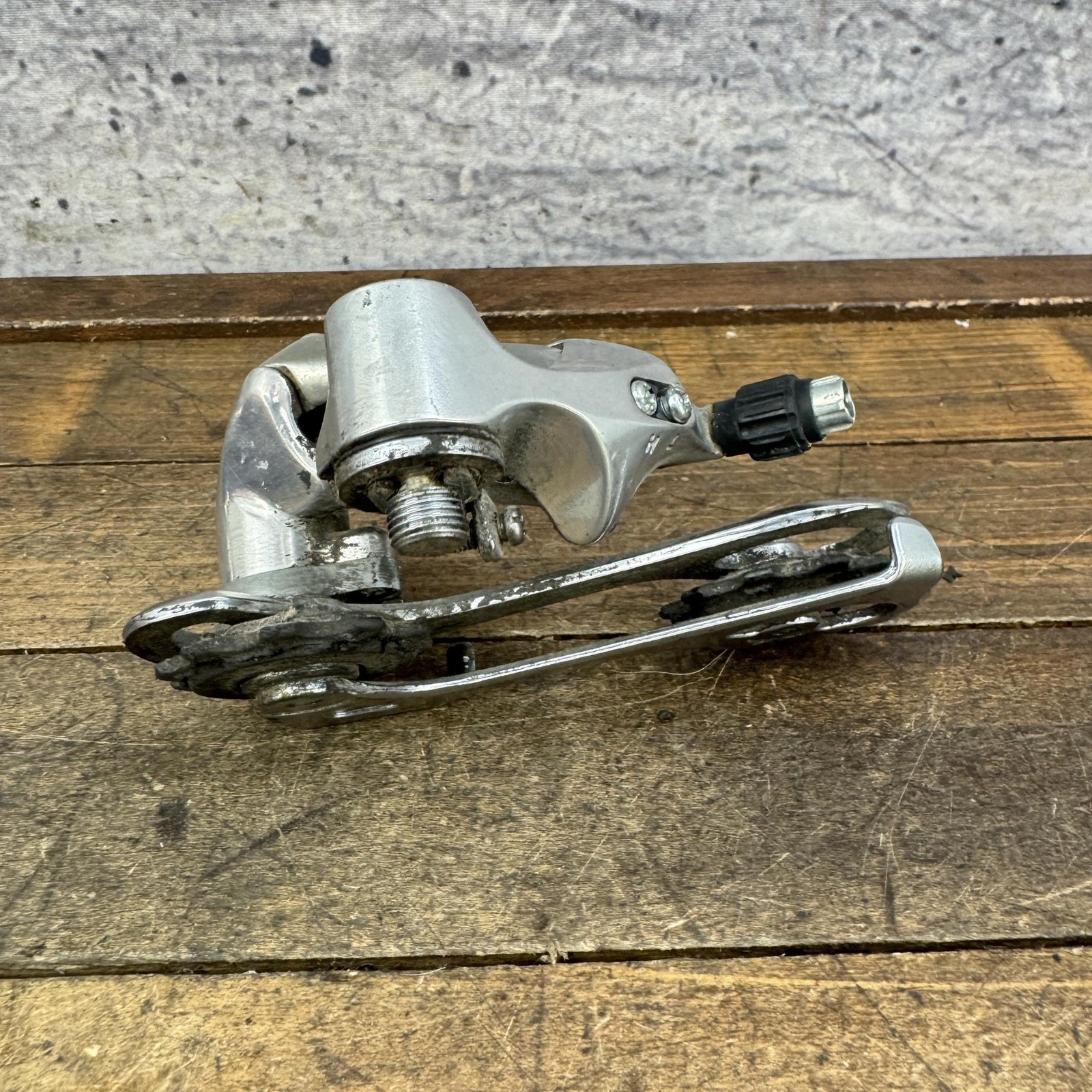 Vintage Shimano RX100 Rear Derailleur RD-A551 LONG Cage Silver Bolt-On Japan