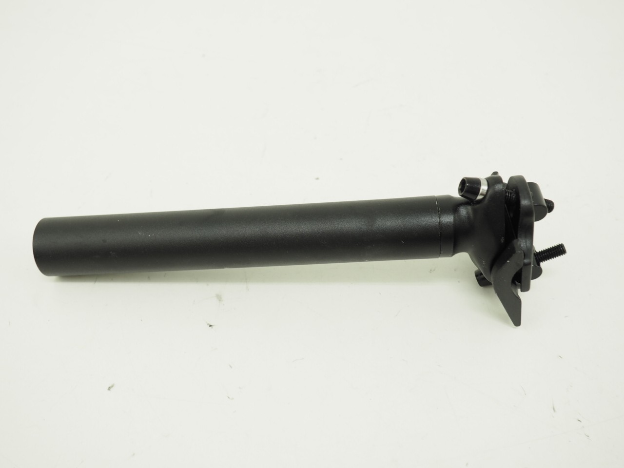 Unbranded Kids Bicycle Seatpost 27.2mm x 210mm Black Alloy 20mm Offset
