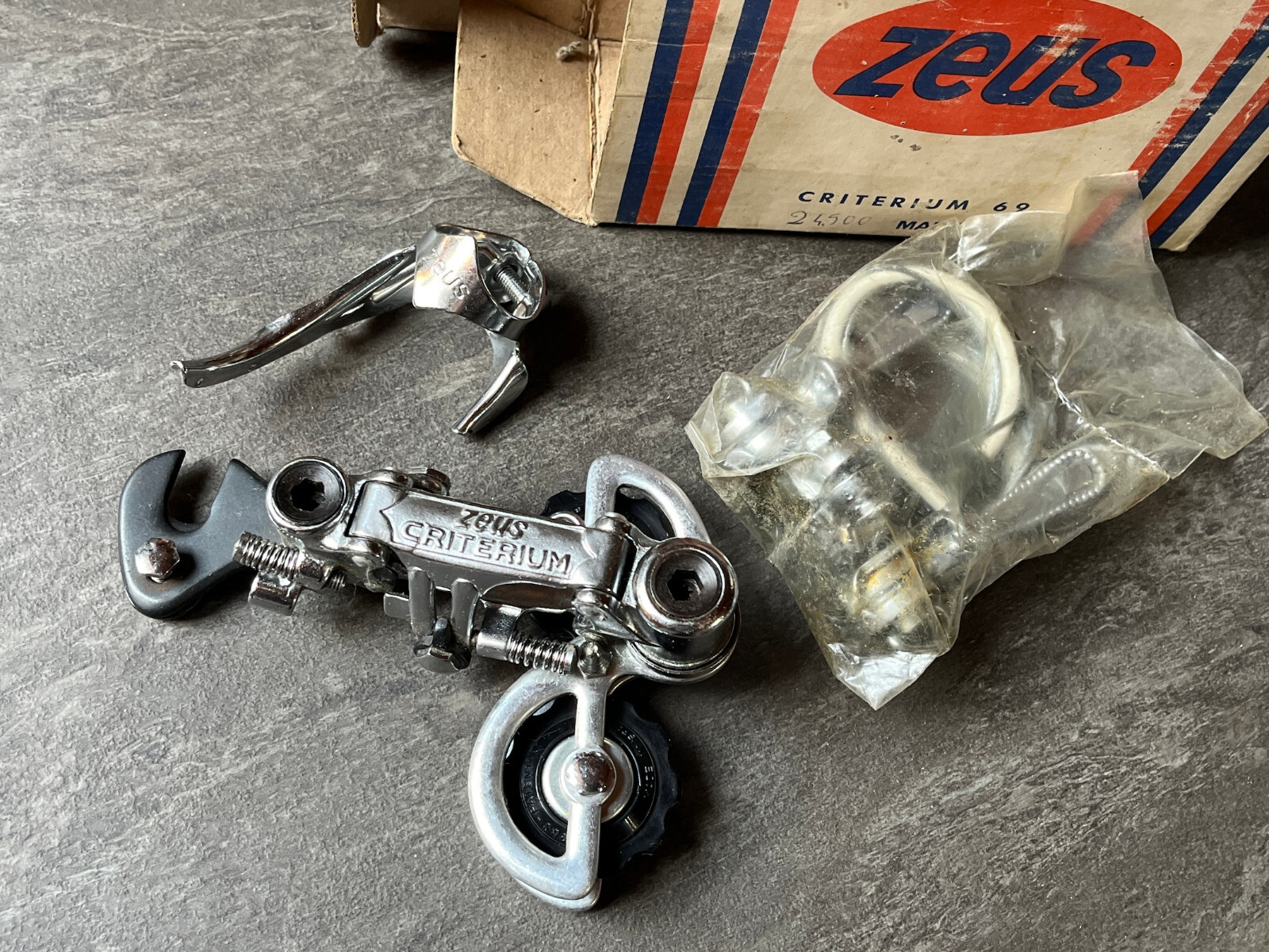 Zeus Criterium 69 Set «Incomplete» Missing The Derailleur Nos New In Box