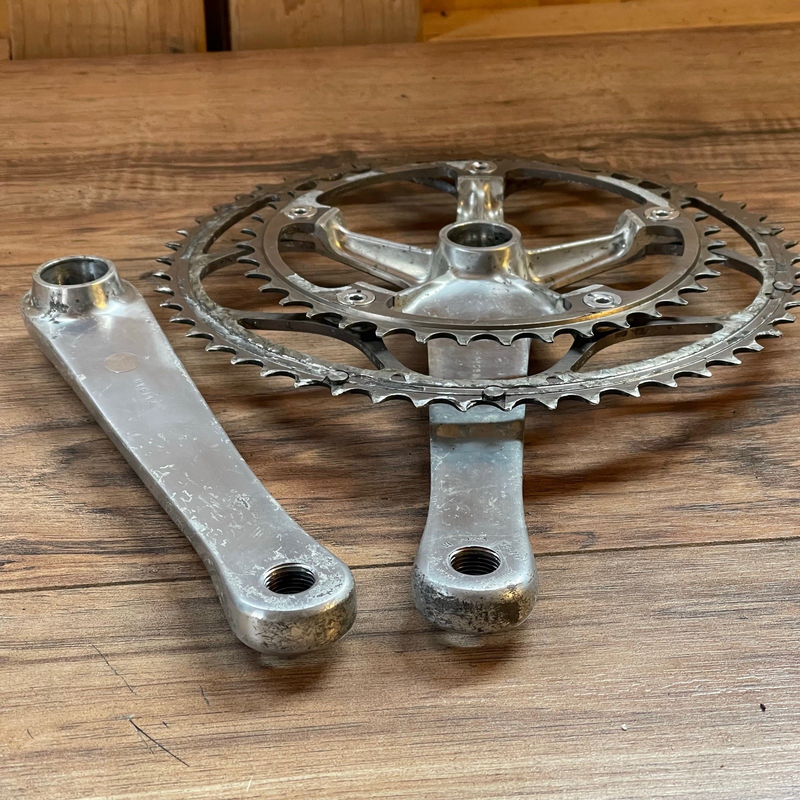 Dura-Ace FC-7700 Double Crankset 53 / 39 Octalink V.1 172.5