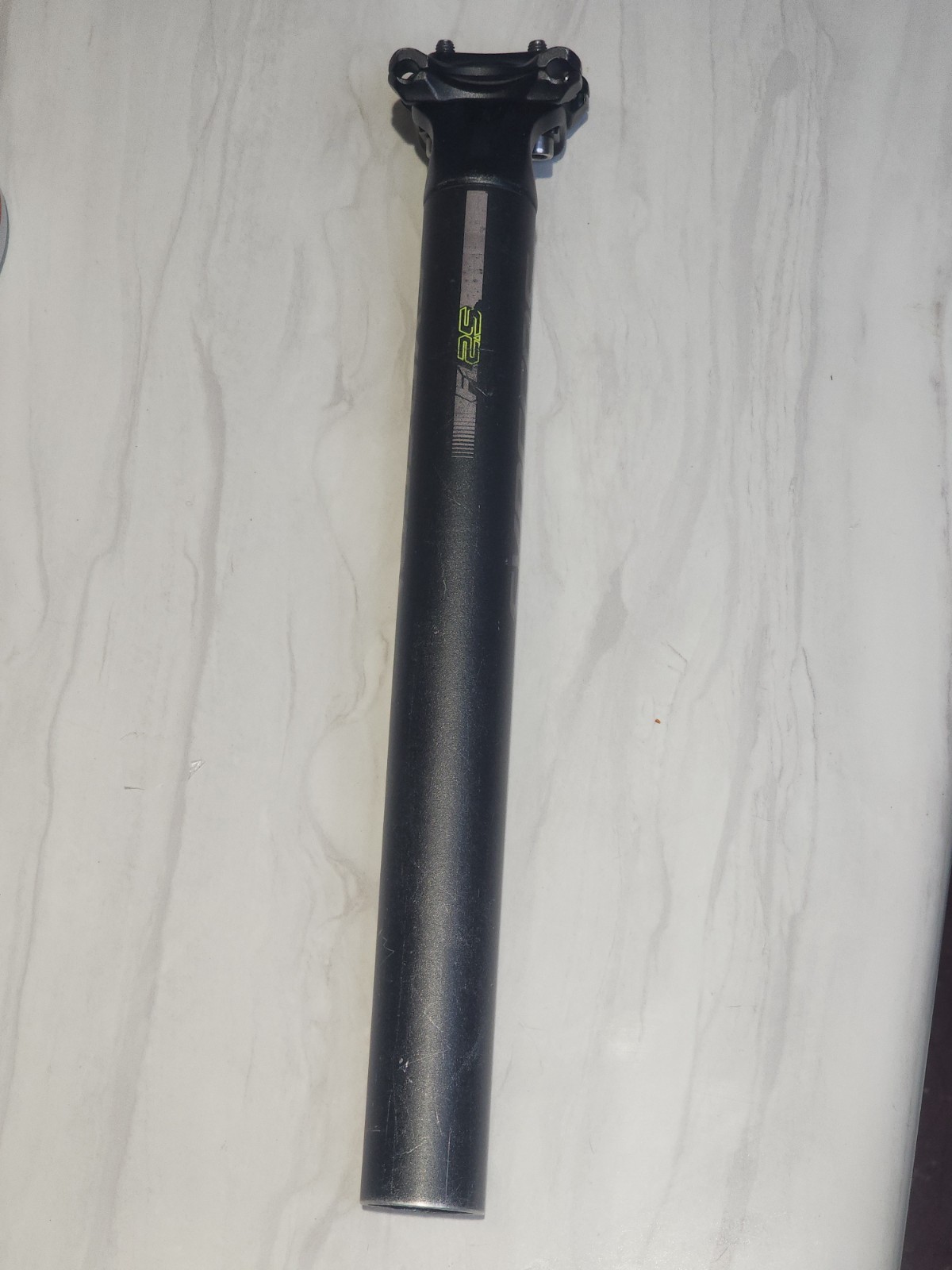 Syncros FL 2.5 Seat Post 31.6 mm x 400mm Black/Lime green or Yellow?