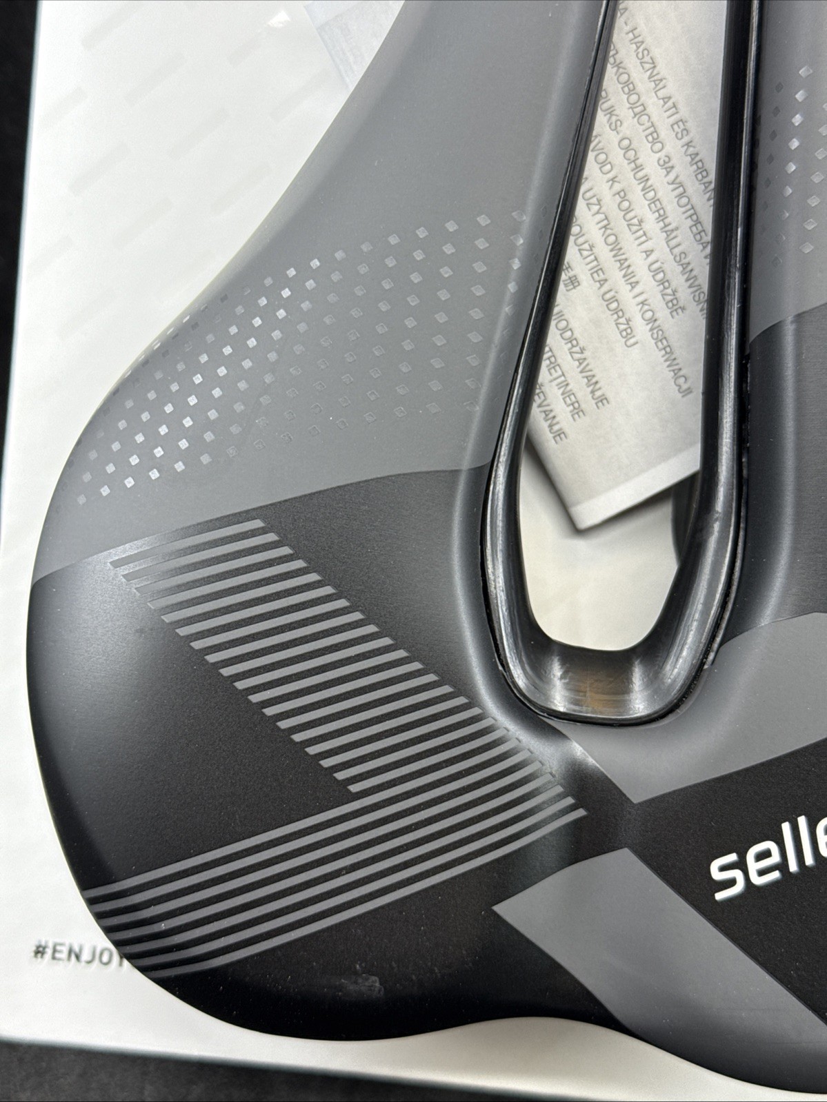 Selle Italia X-BOW Superflow Ti316 Rail Black L3 255mm x 155mm MSRP $120!