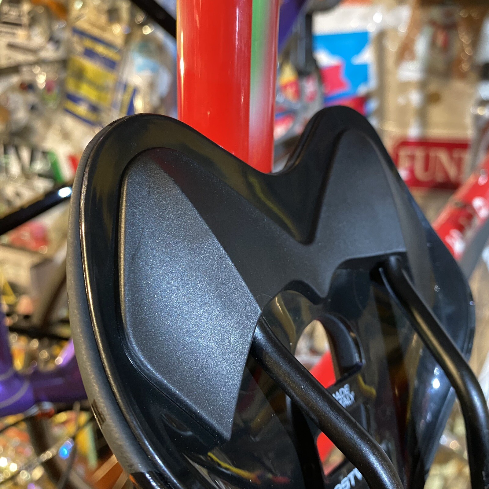 ASTUTE SKYLAB TITAN V SADDLE – MADE IN ITALY – NEW TAKE OFF – MOUNTAIN ROAD BIKE