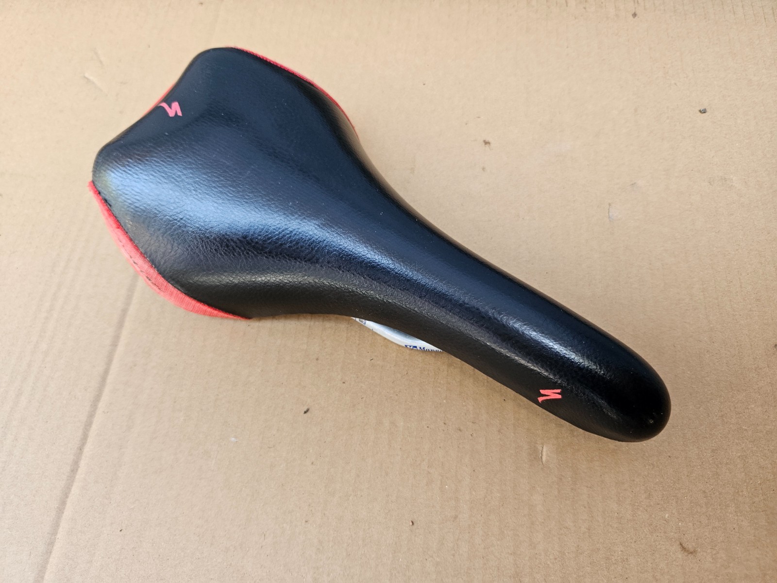 Vintage Specialized Prolong Revolution Mountain Bike Saddle Manganese Rails