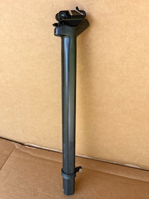 BMC bicycle carbon D shaped seat post 380mm straight SLR 01 seatpost