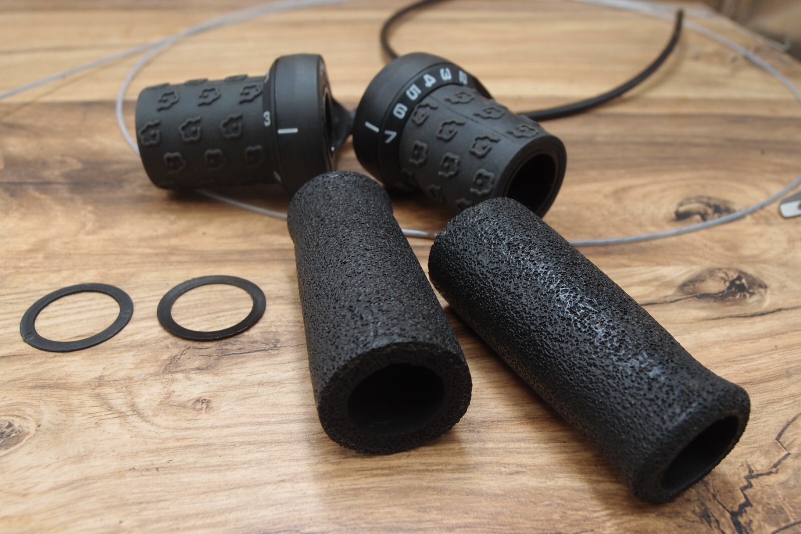 1990’s MTB grip shift set SRT 300 speed 3 x 7 + grips