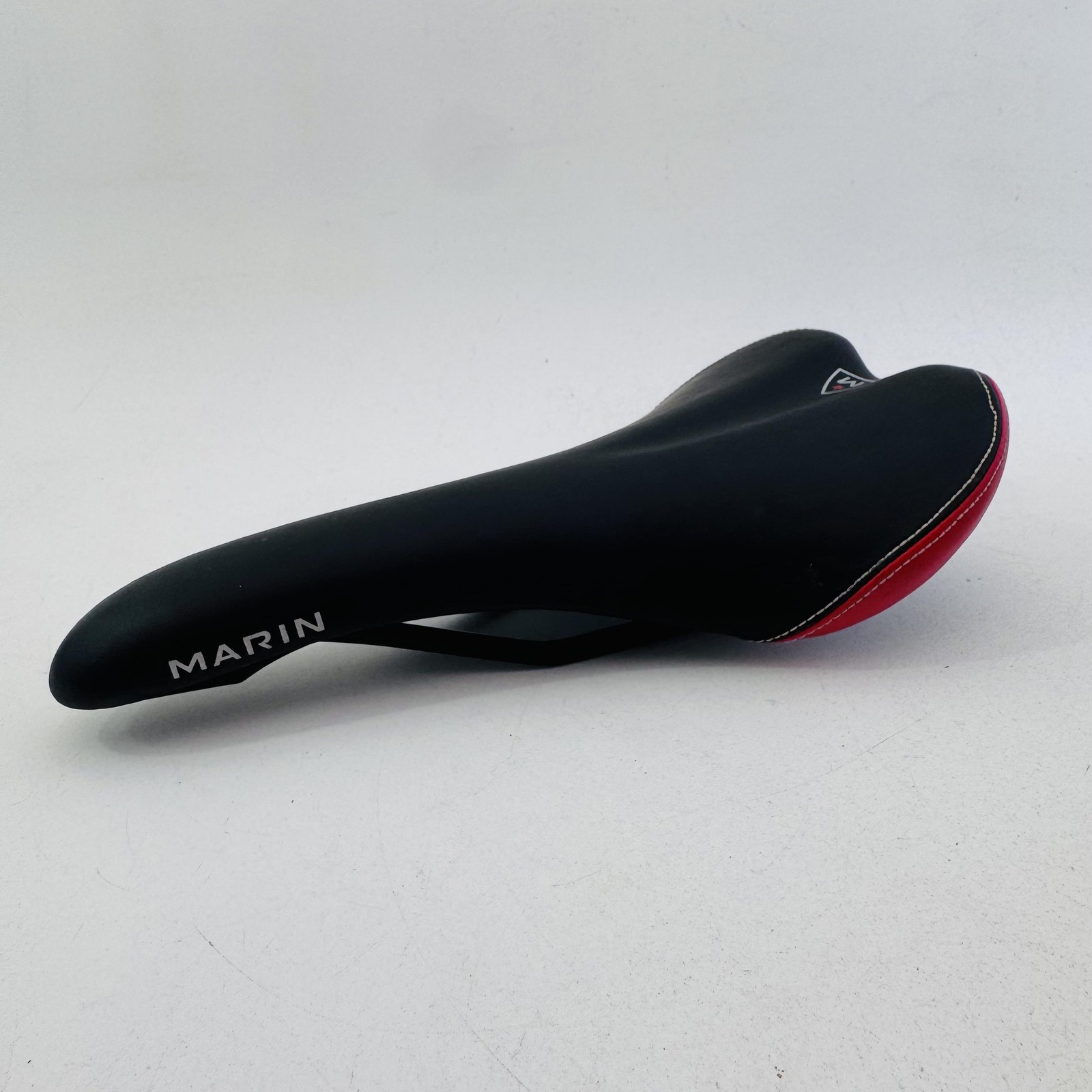 Marin Bicycle Saddle Seat Velo Black Red Racing Road MTB Hybrid Bike A66