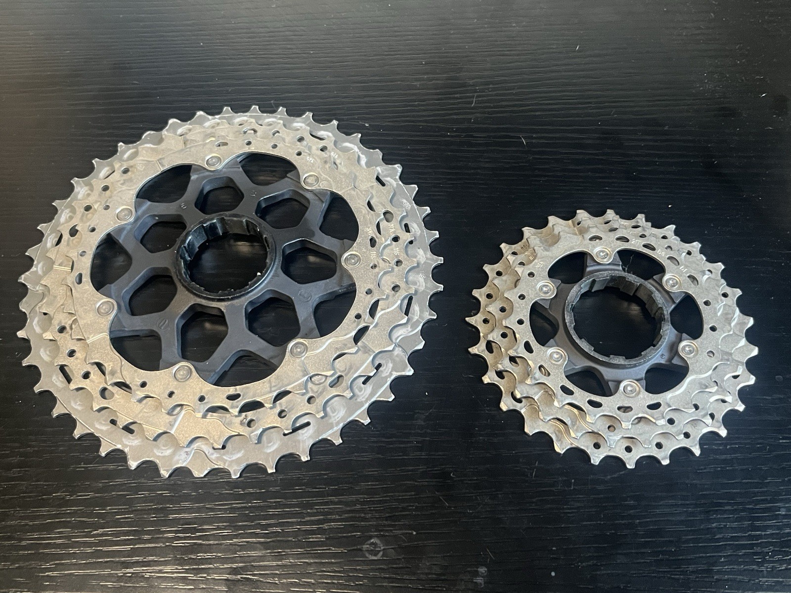 Shimano Deore XT CS-M8000 11-Speed MTB Cassette 11-42T w/ Lockring