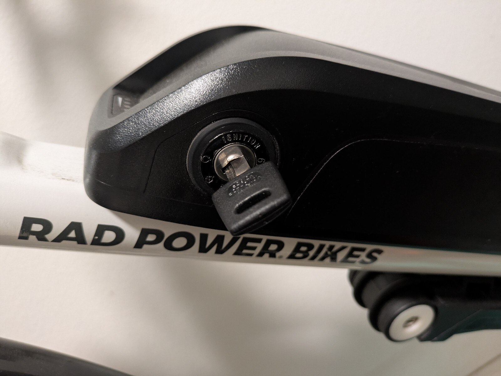 RAD POWER e-BIKE Universal Battery Key – 3 Keys $12.95 | USPS Priority Mail