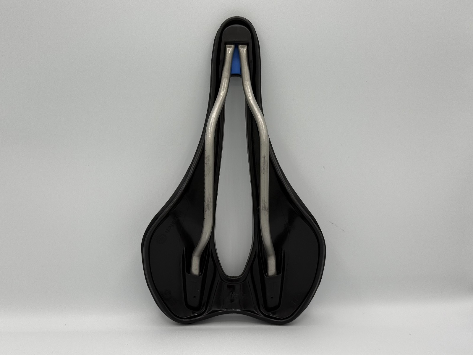 Selle Italia SLR Boost TI 316 SuperFlow Saddle (145x248mm) – L3 – 160g