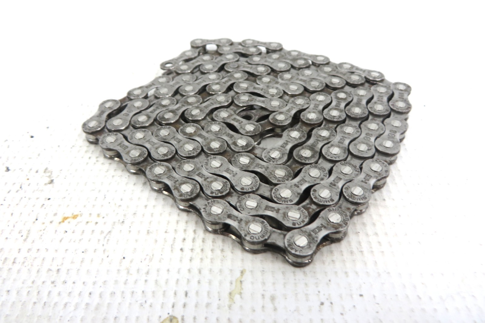 SHIMANO 9 SPEED CHAIN .75 Wear 273g 106 Links Ultegra CN-HG72