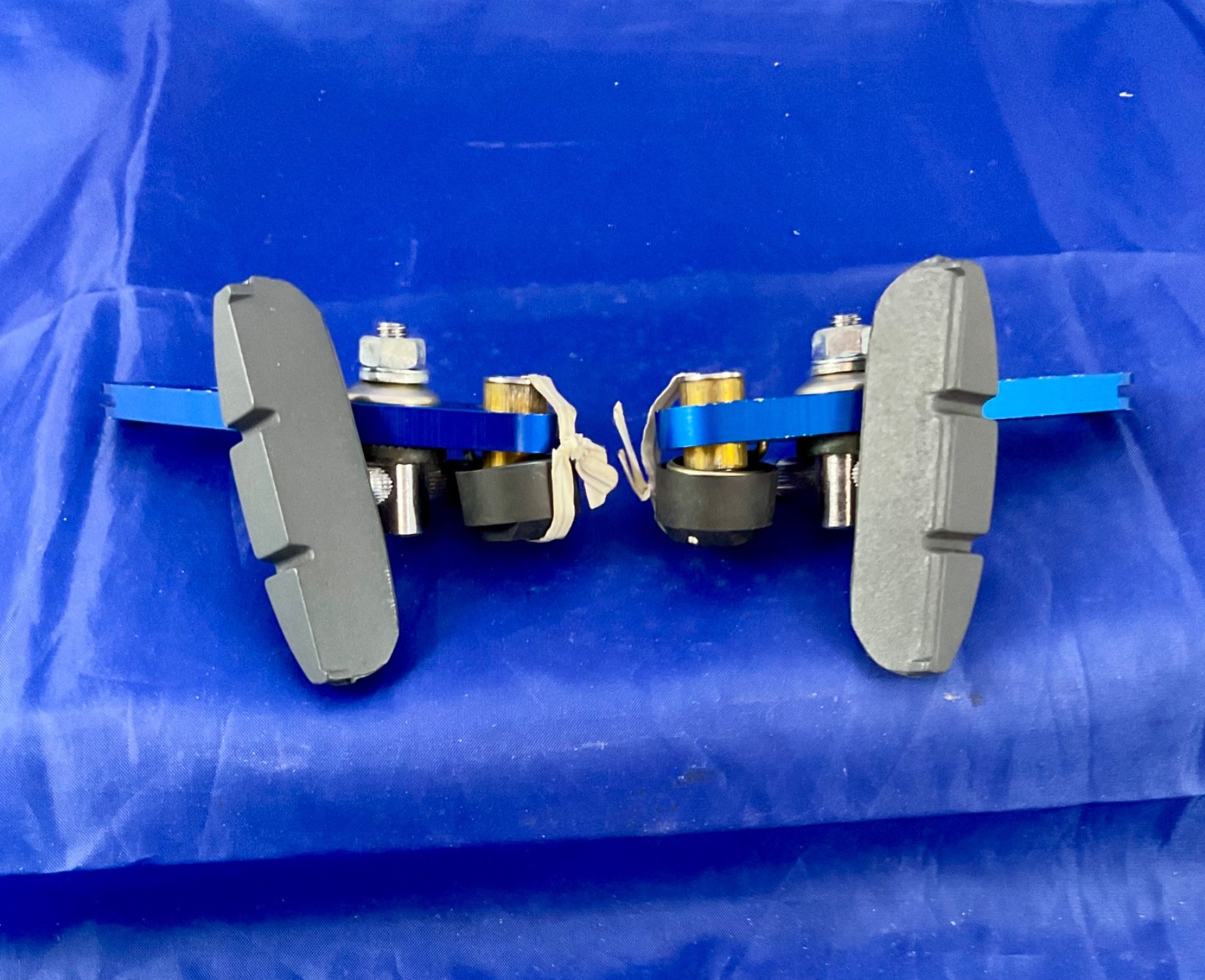 90’s CURVE CNC CANTILEVER BRAKE SET (CALIPERS,PADS,BRIDGE,HARDWARE) BLUE BMX NOS