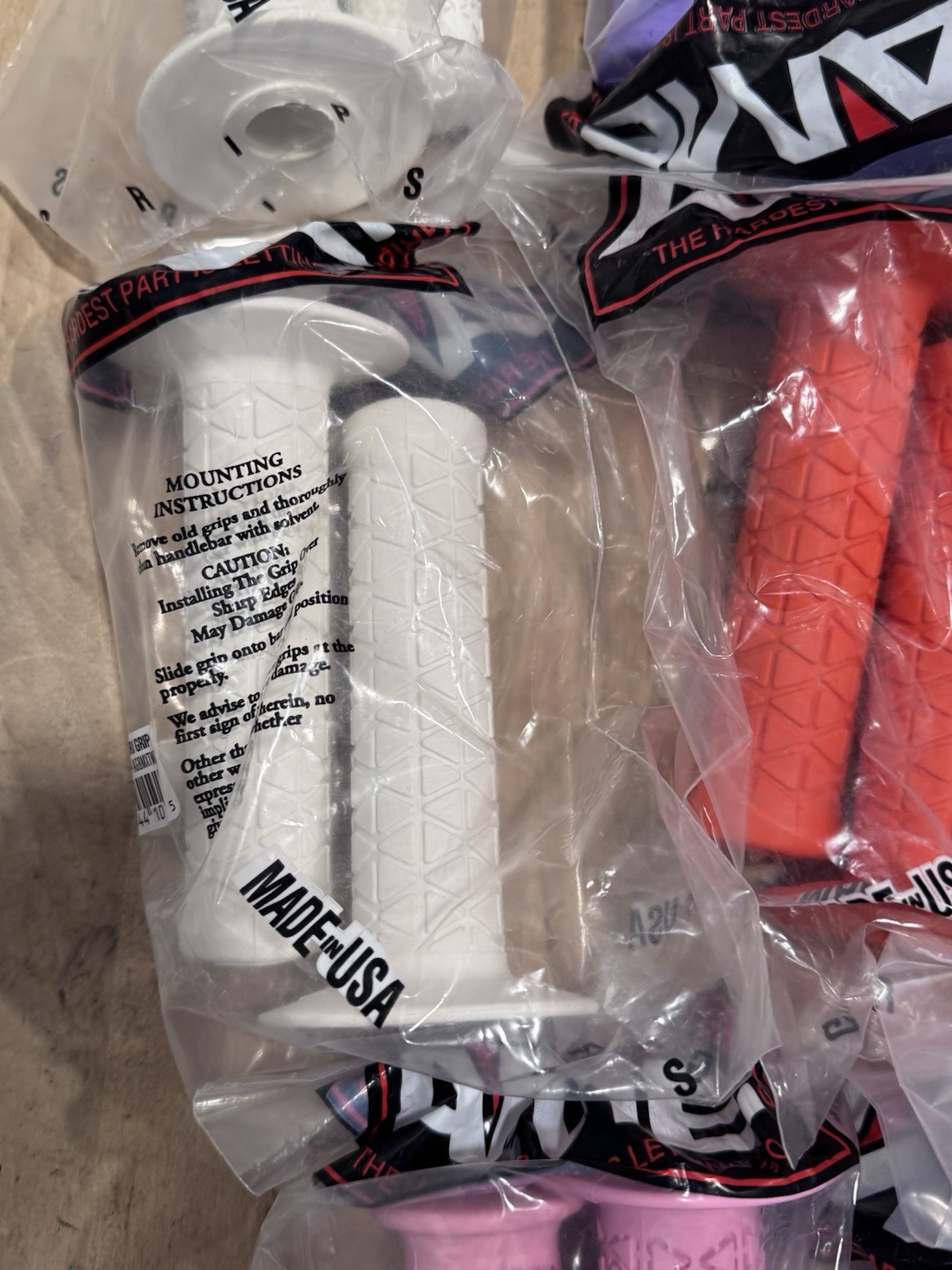 LOT OF 8 NEW AME BMX GRIPS ASSORTED COLORS OLDSCHOOL GT HARO REDLINE