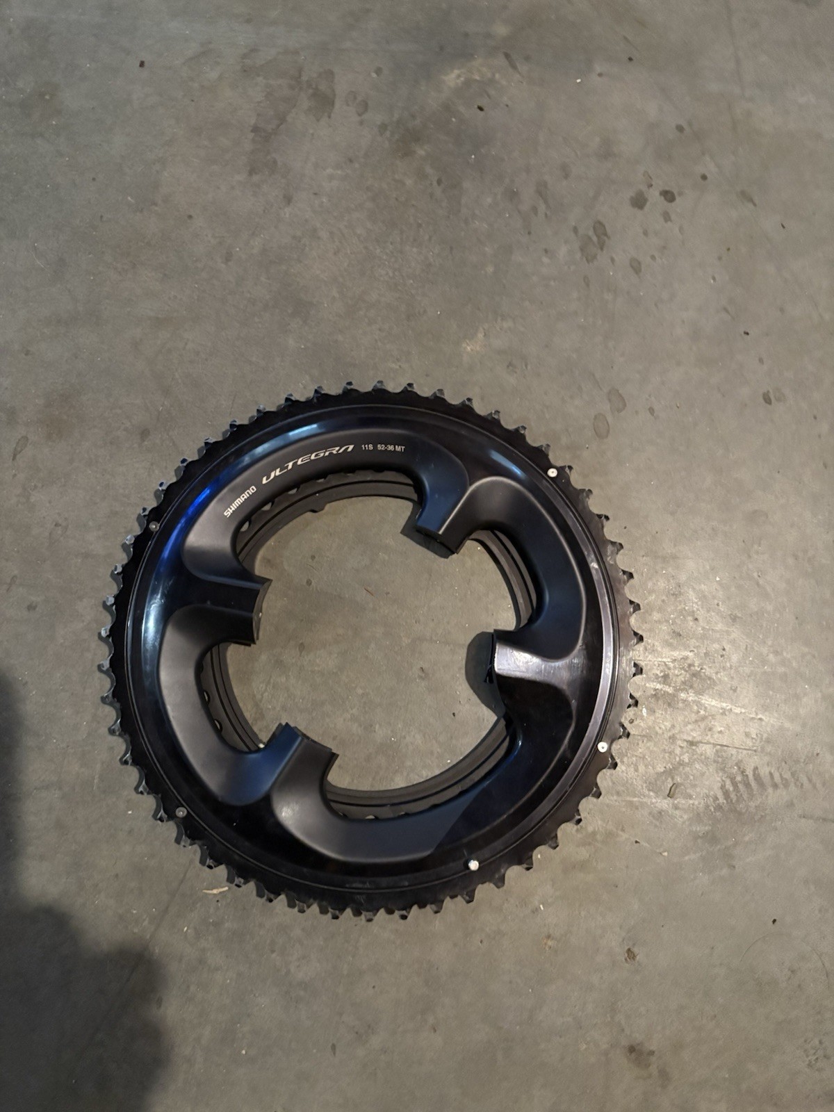 Used Shimano Ultegra R8000 11 Speed Set of Chainrings 52/36T
