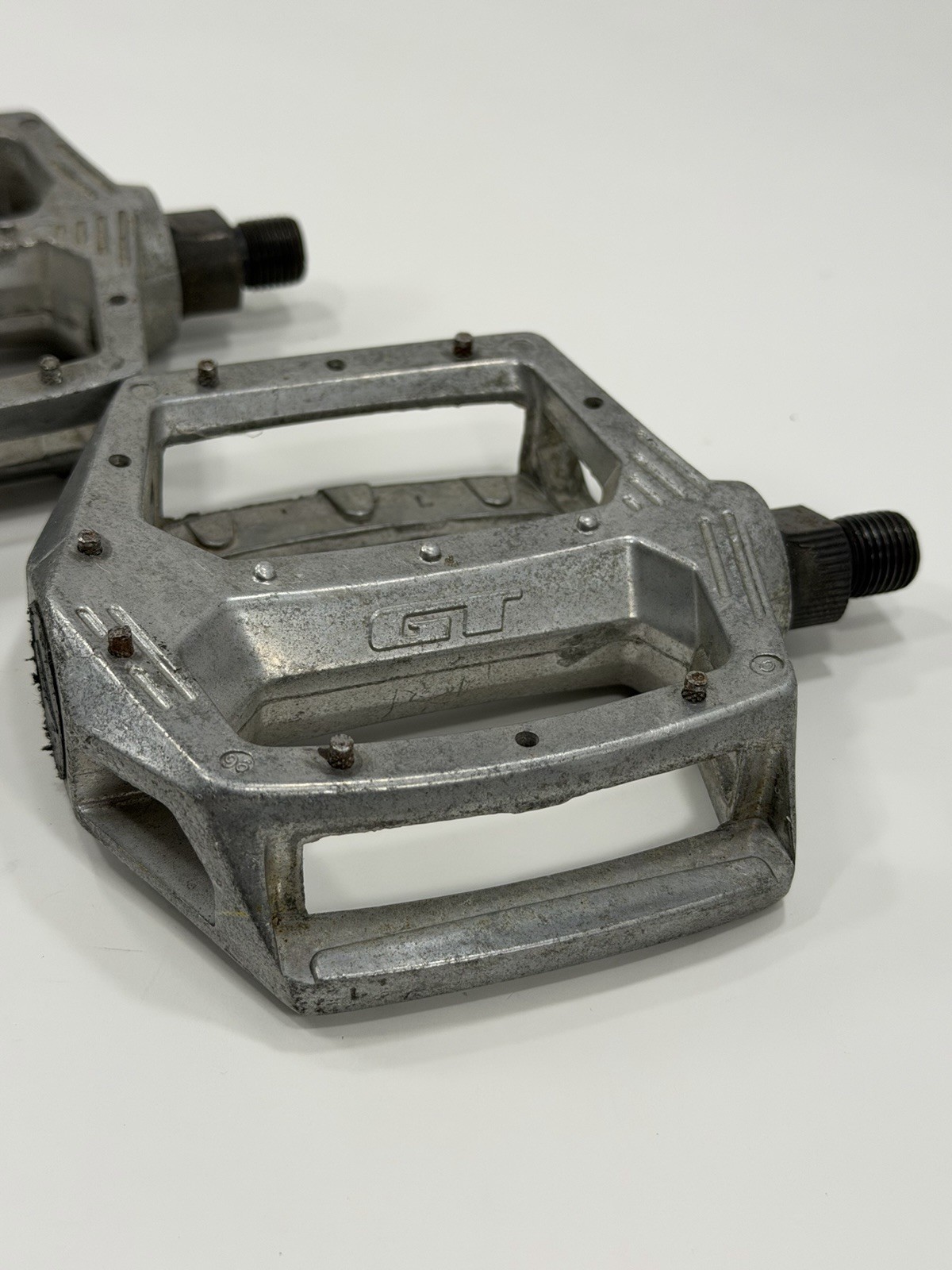 GT Platform Pedals 1/2 in Silver OPC Pair Old School BMX Freestyle Gen 1 Pins OG