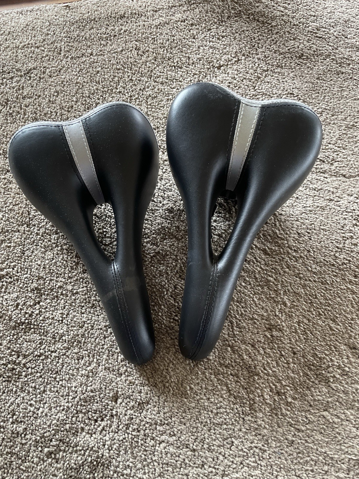 Bicycle Seat Saddle Lot Of 2 Mountain Bike Road Bike Spin Bike