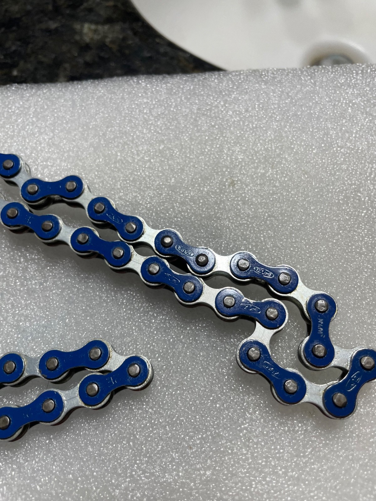 Nos 1982 blue Izumi chain