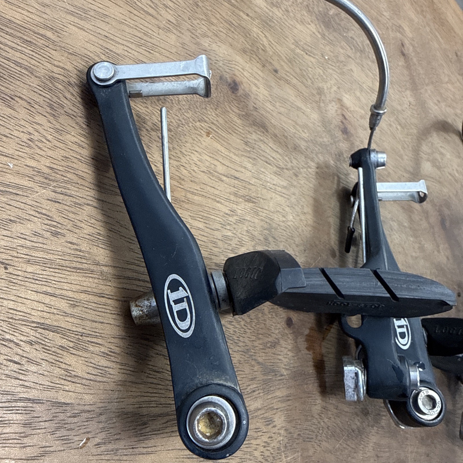 Avid Single Digit 1D V-Brake Set Front & Rear Brakeset Black Ritchey Logic Pads
