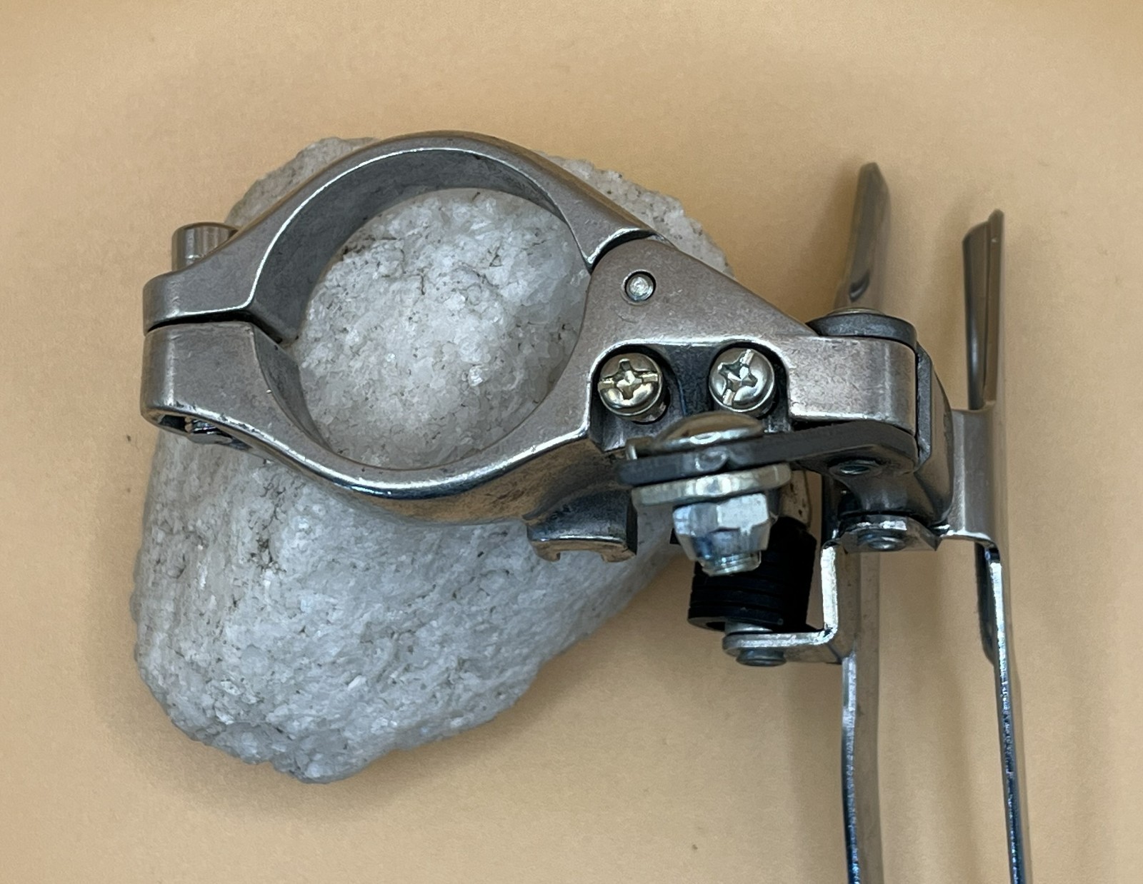 NOS Vintage Suntour Lite – Front Derailleur – 31.8 Clamp – Silver
