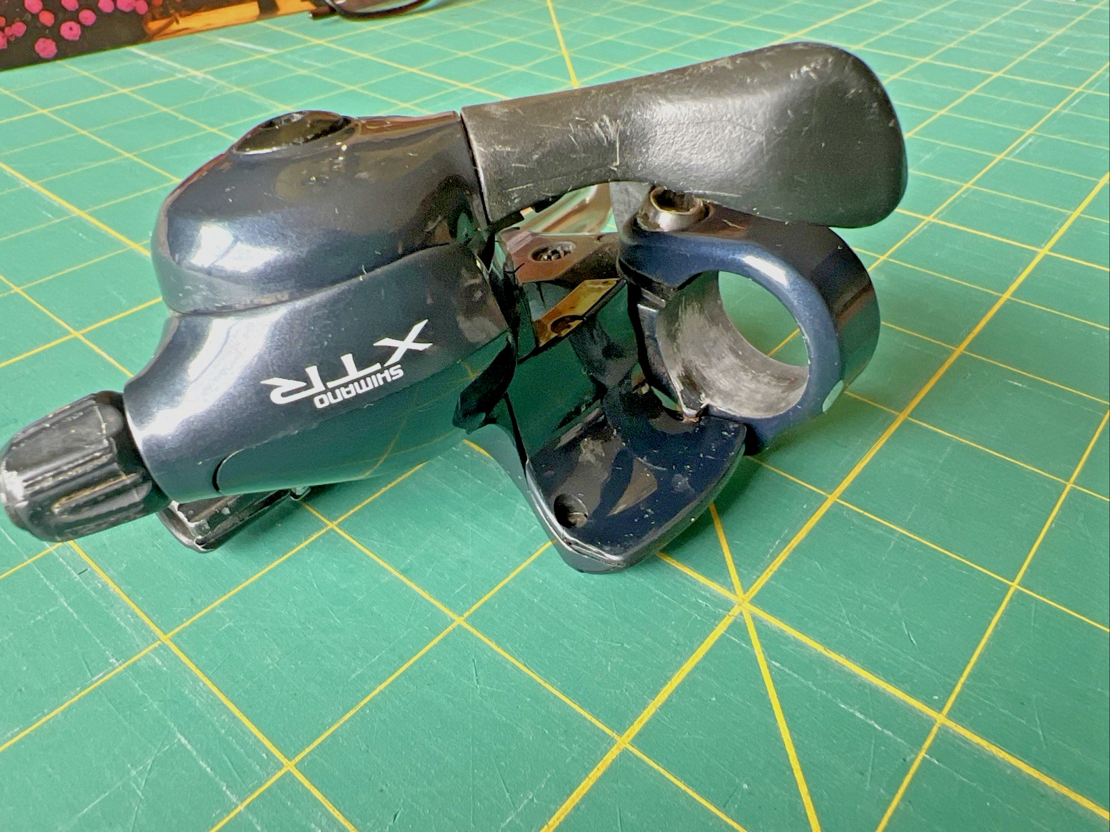 Shimano XTR ST-M910 / M900 Left Shifter 3x Triple MTB Mountain 3×8-speed