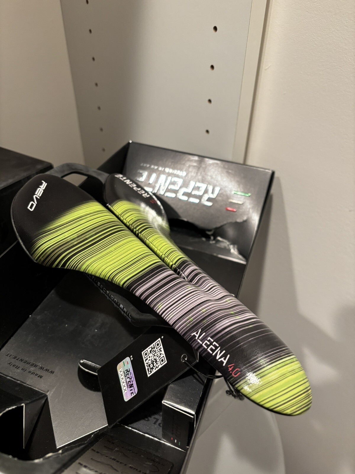 Selle Repente – ALEENA 4.0 – FULL CARBON BIKE SADDLE – MADE IN ITALY 135g!!