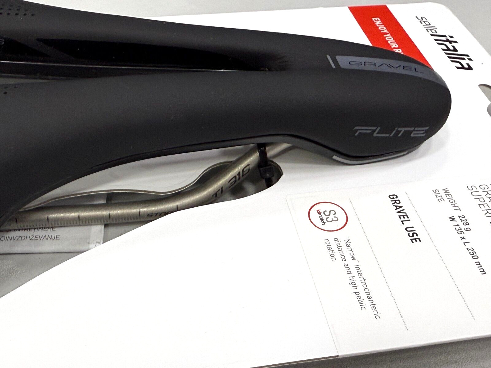 Selle Italia Flite Boost Gravel Ti316 Superflow S3 135x250mm Saddle Black
