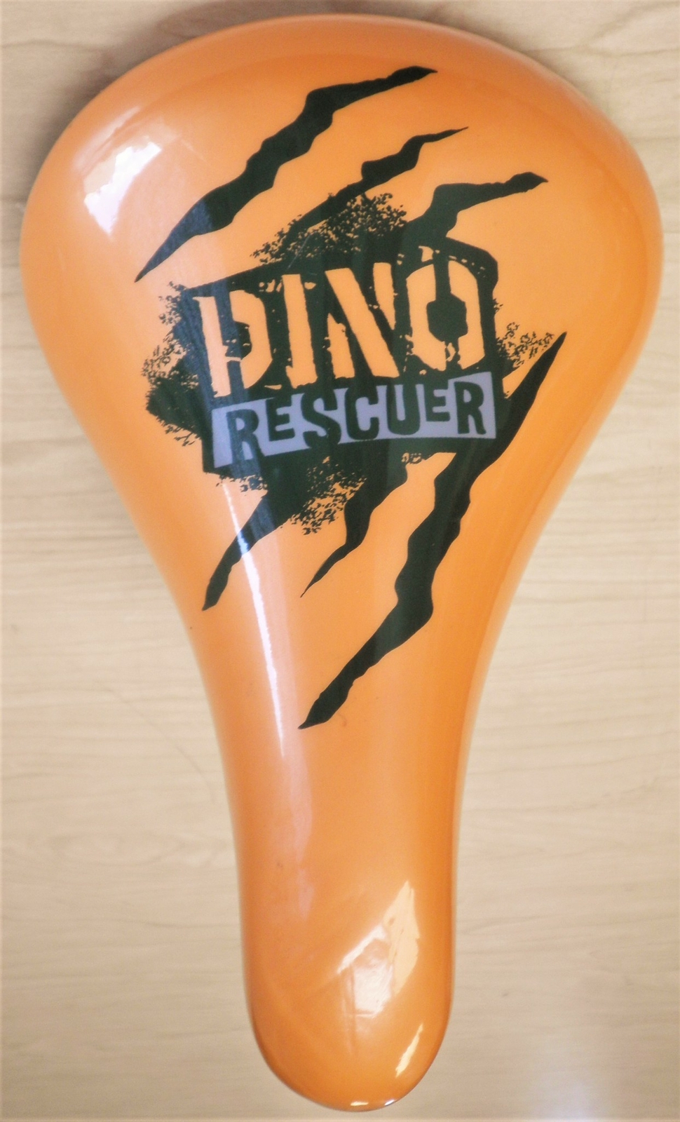 ORANGE «DINO RESCUER» KIDS’ BIKE SADDLE/SEAT 638