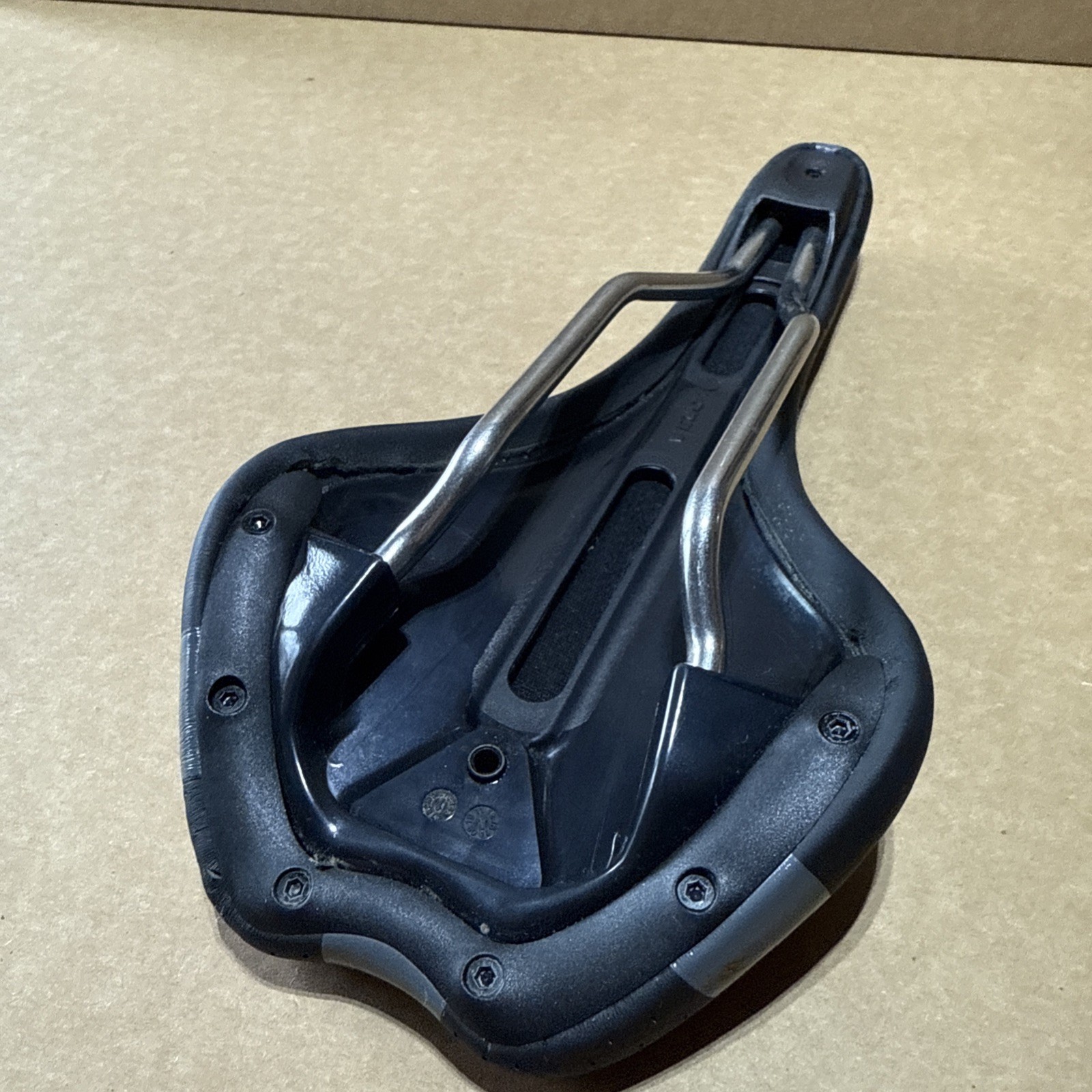 Pinarello Most Ocelot Bicycle Bike Saddle Seat w/ Titanium Rails pls58