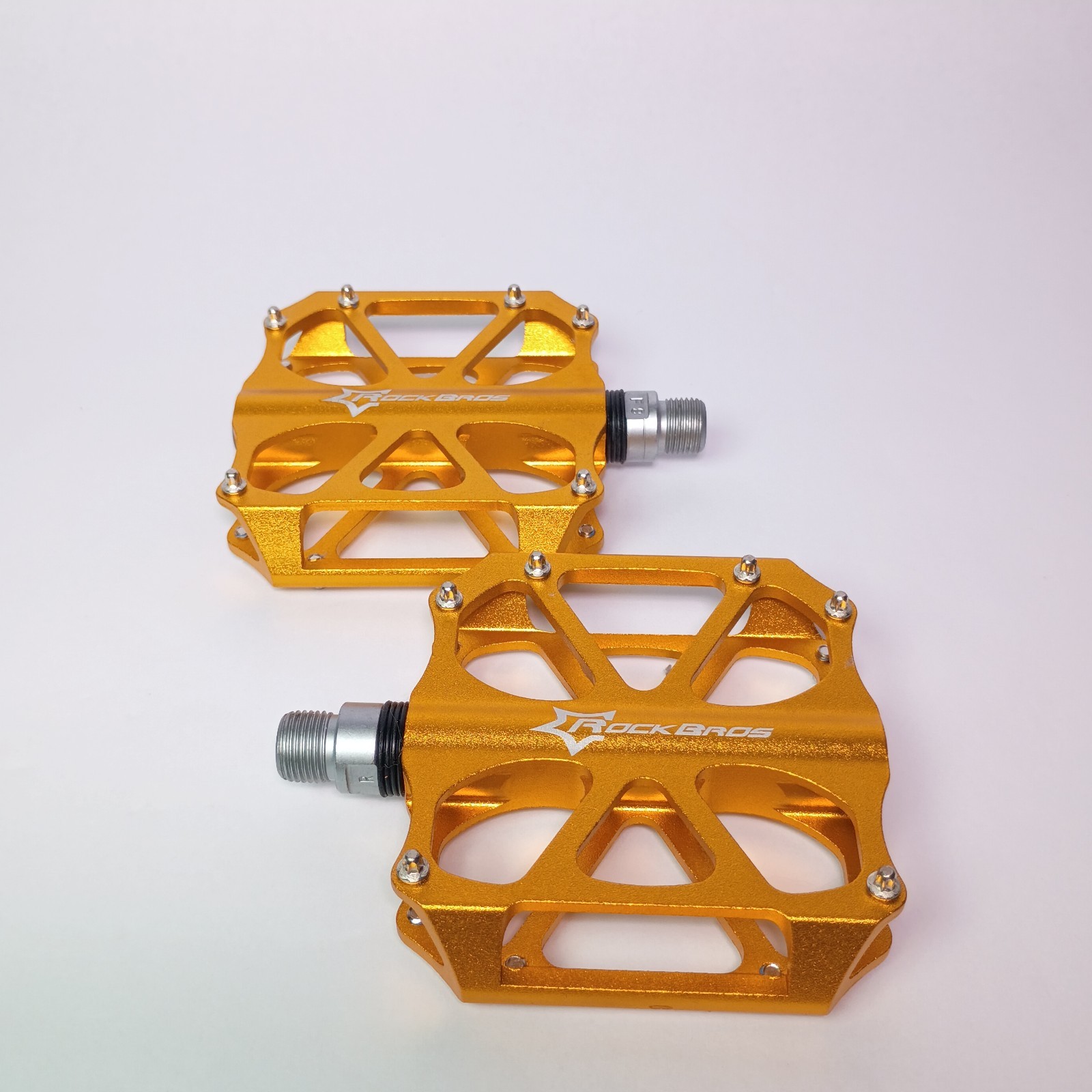 ROCKBROS Gold Bike Pedal Aluminum Alloy 9/16″ Anti-slip Pedals 2 Sealed Bearings