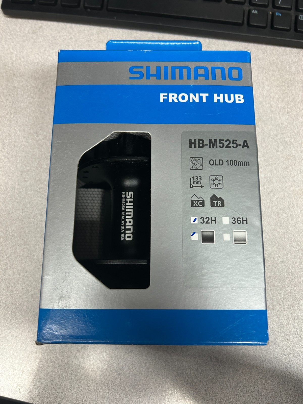 Shimano Deore HB-M525A Front Hub – QR x 100mm, 6-Bolt, Black, 32h