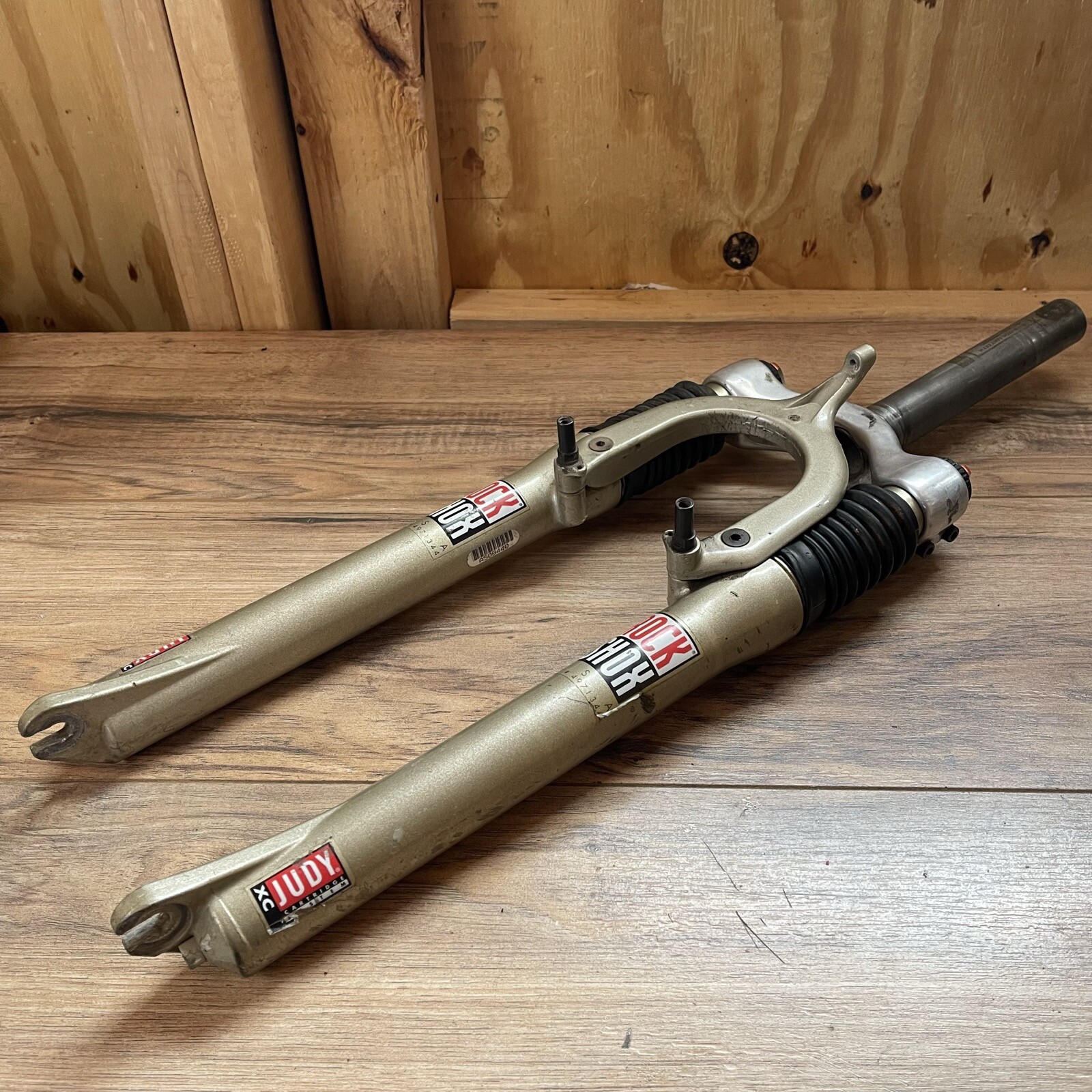Rock Shox Judy XC  1 1/8 Threadless Suspension Fork 26 63mm Cantilever V-Brake
