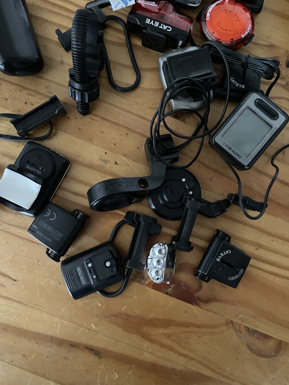 CATEYE HUGE LOT OF PARTS