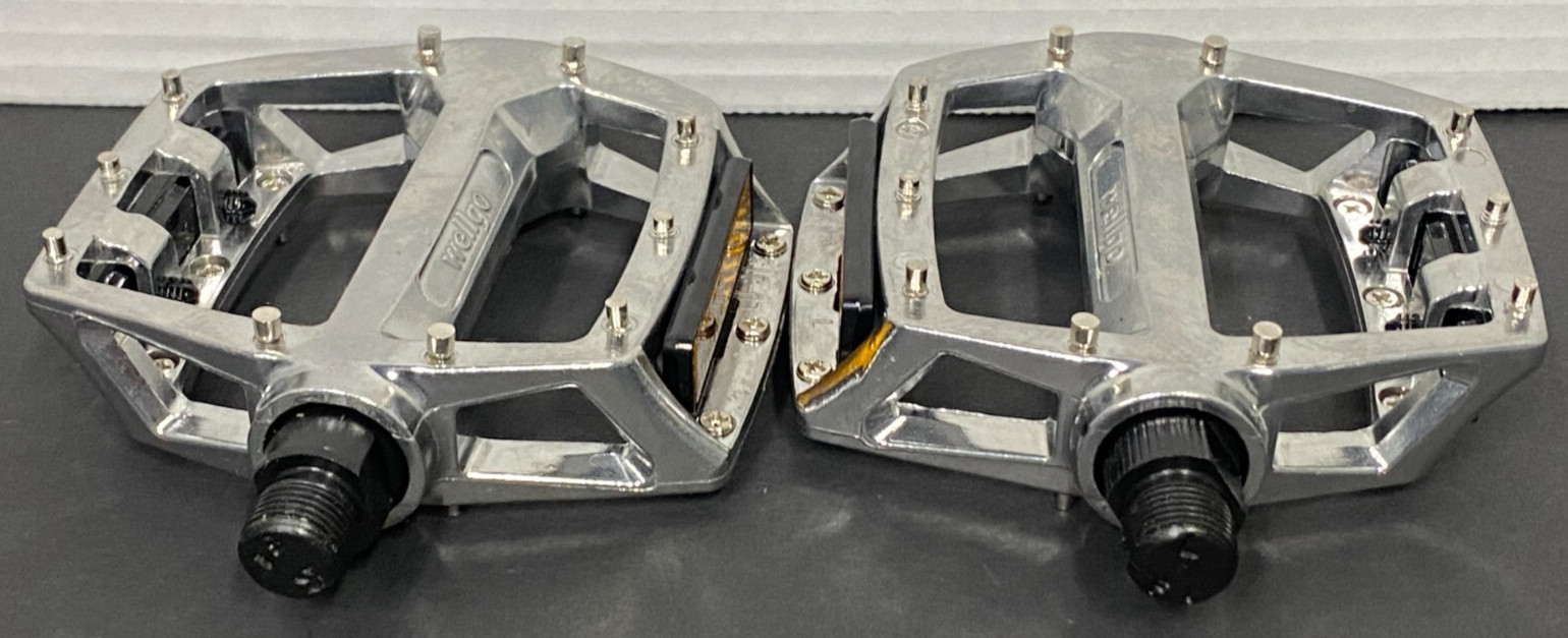 Wellgo LU-313 Platform Pedals, 9/16″ SILVER