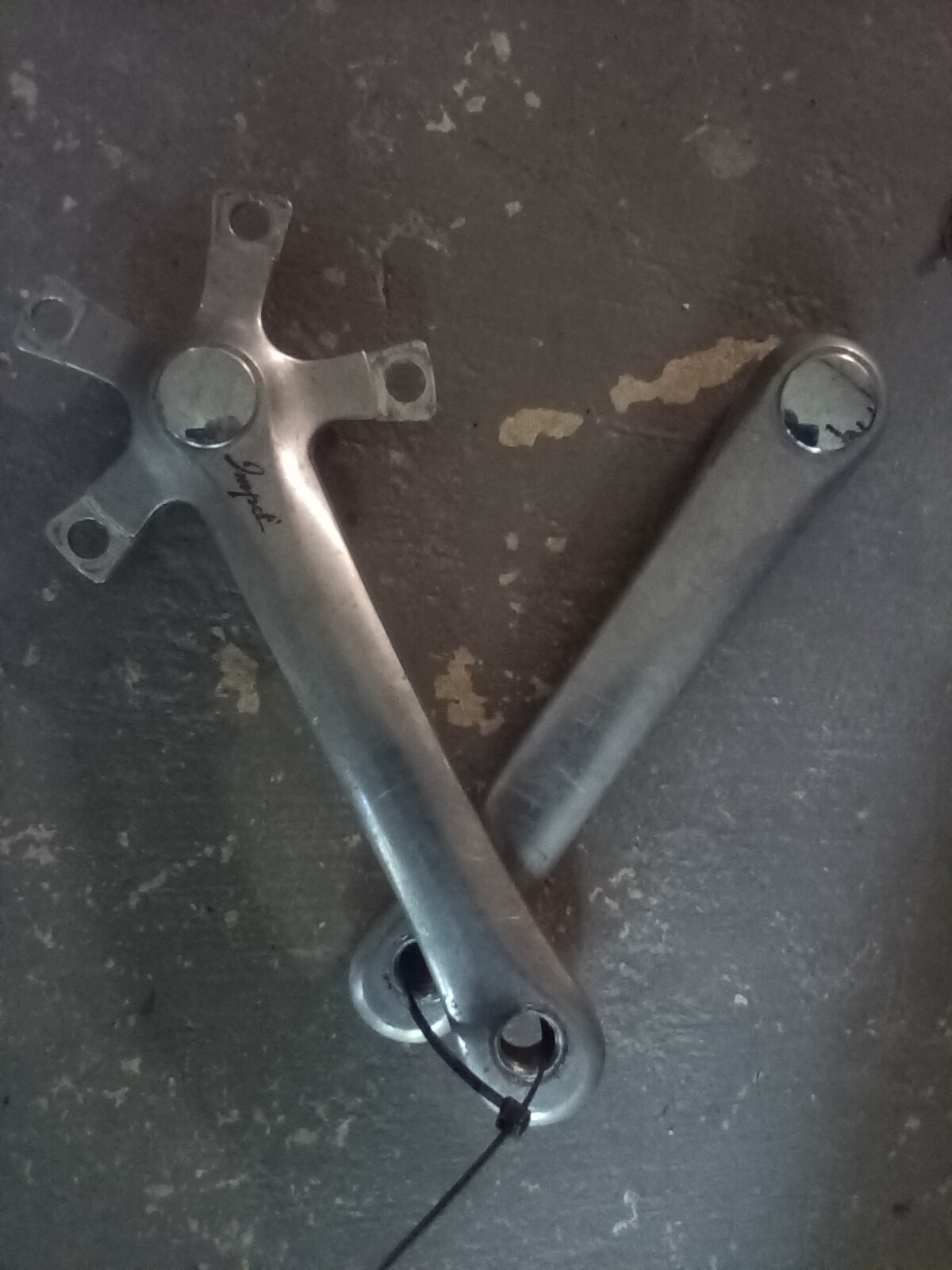 SUGINO AERO CRANKSET 170 MM ARMS 6, 7, OR 8 SPEED