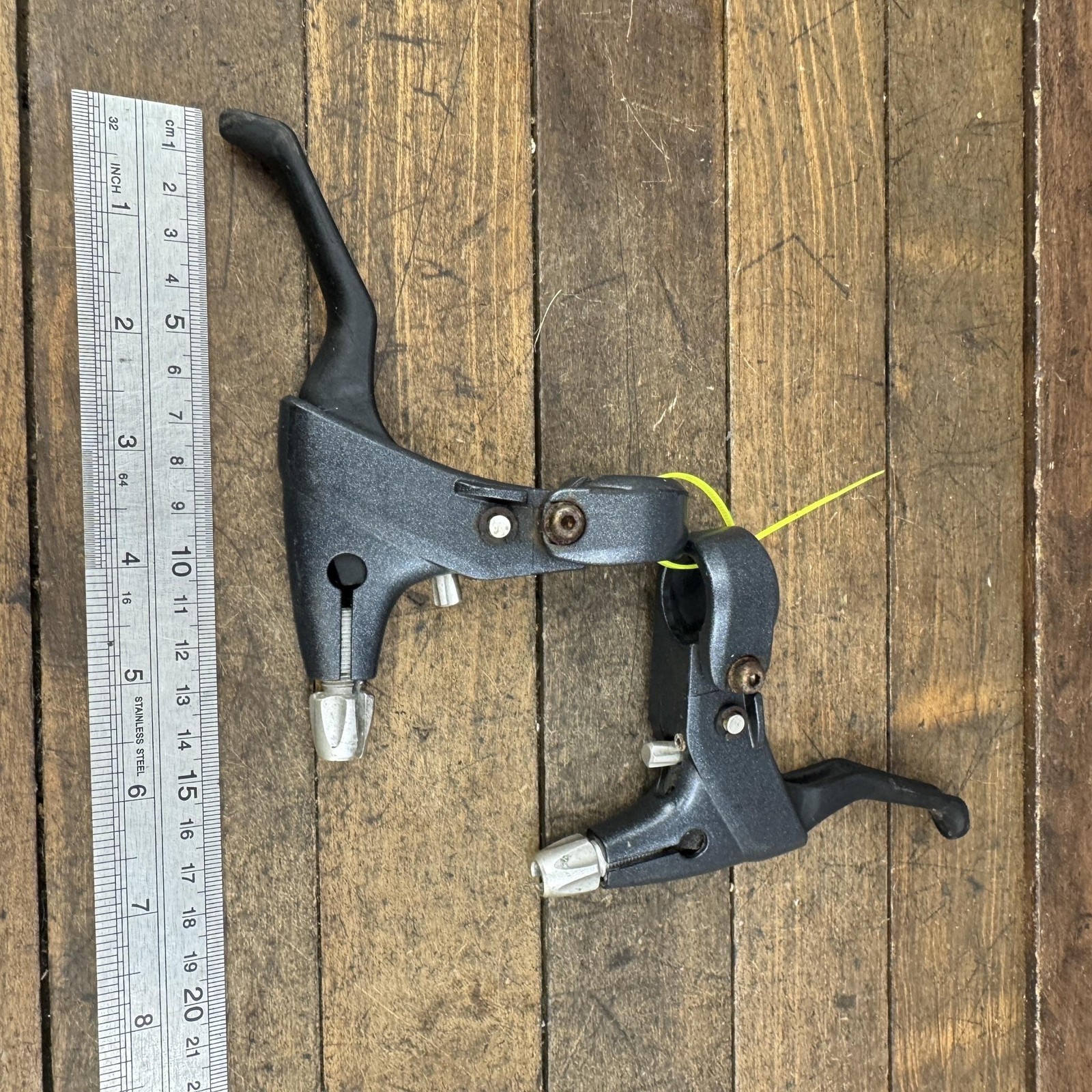 Vintage SRAM 9.0 Brake Levers Pair Black Flat Bar 90s MTB MOuntain