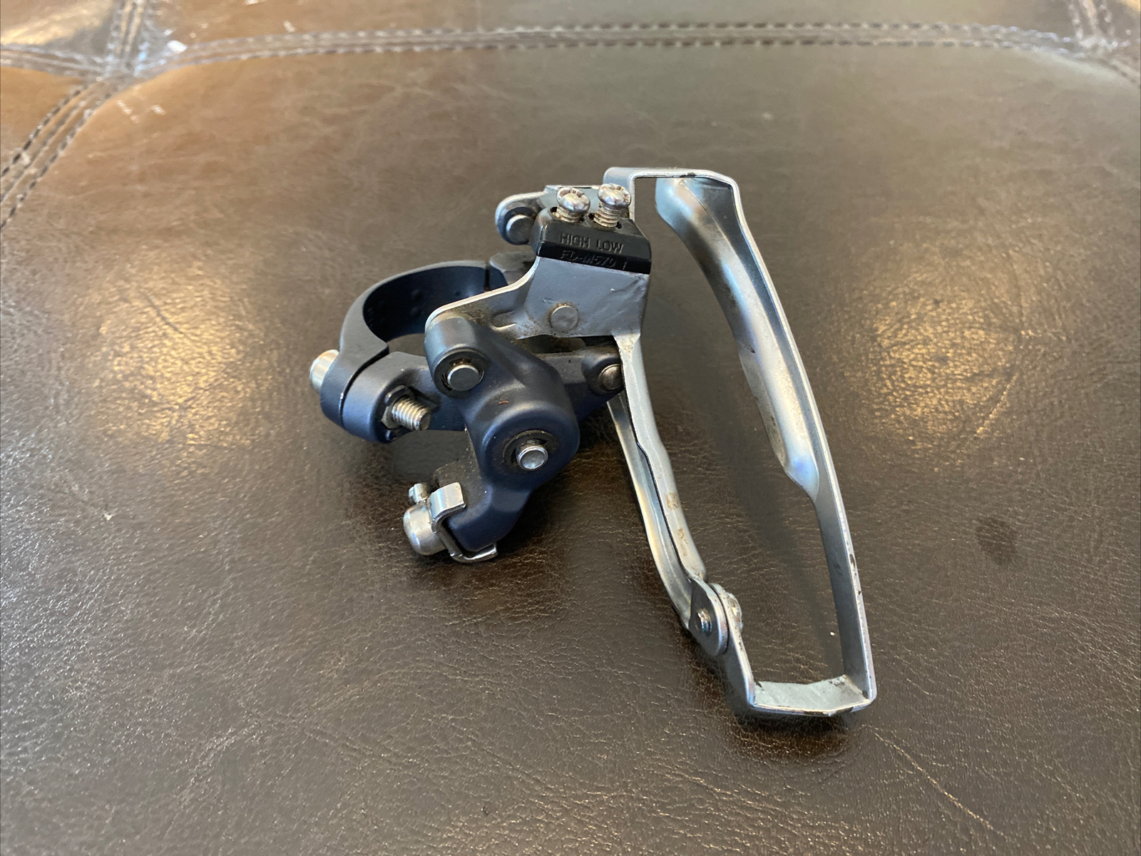 Shimano Deore LX FD-M570 Front Derailleur, Top Pull, 31.8mm, Triple