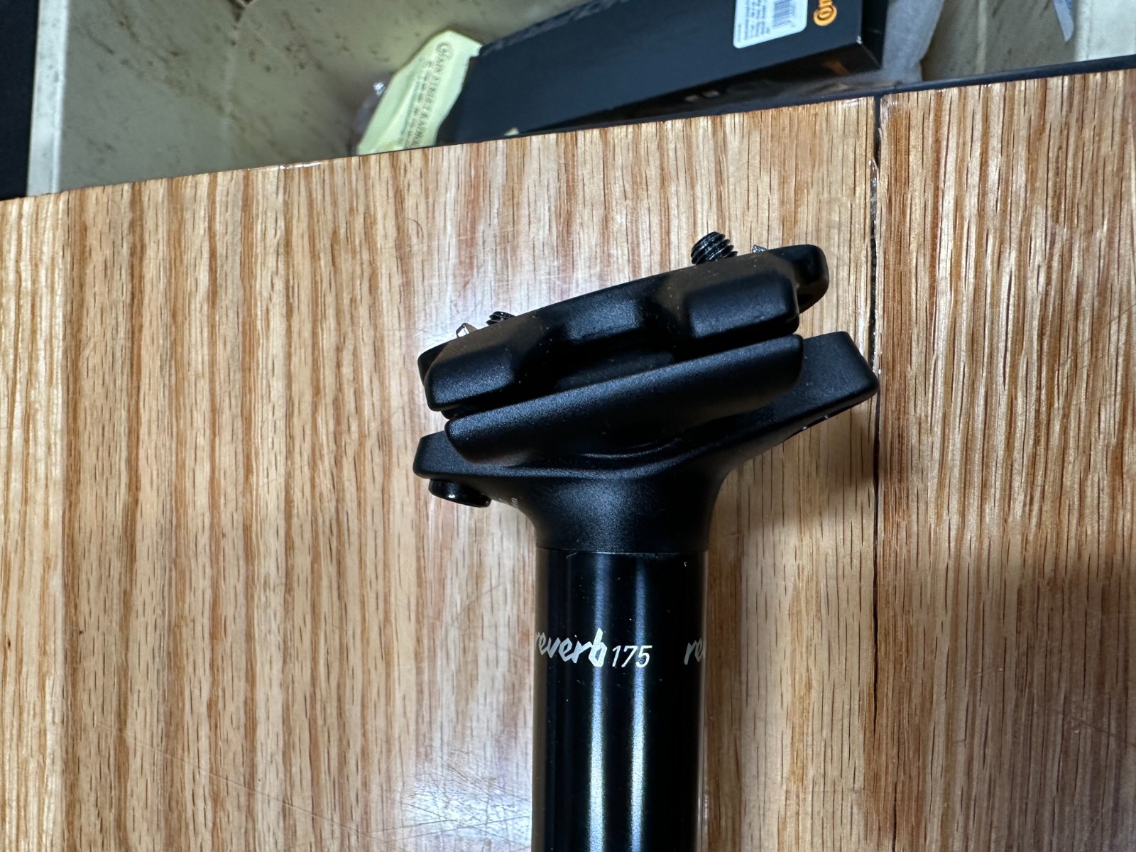 RockShox Reverb Stealth dropper seatpost 200mm travel 30.9 retail $400 #185c