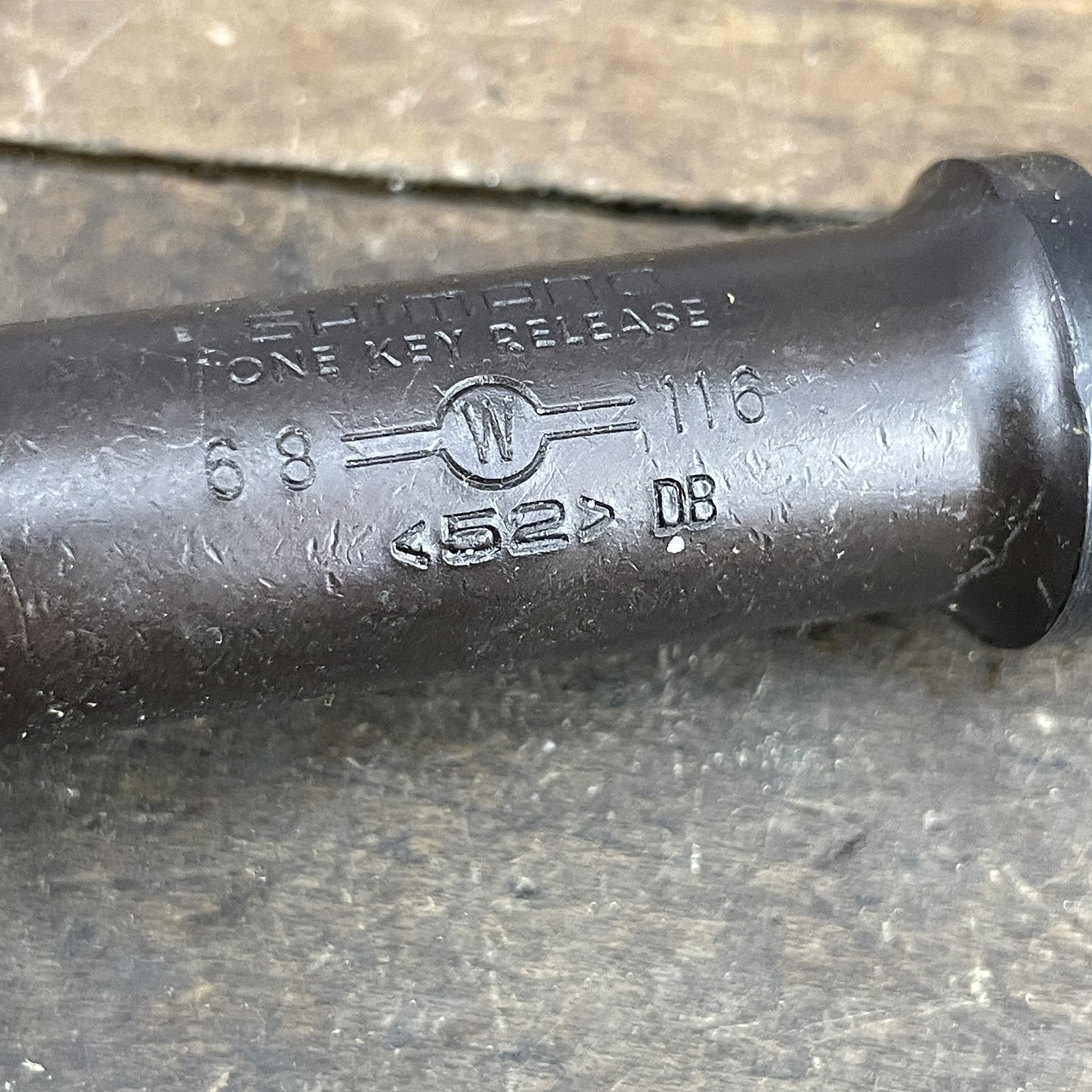 Vintage Shimano 600 AX Bottom Bracket Set 68mm 116mm JIS Square Taper One Key