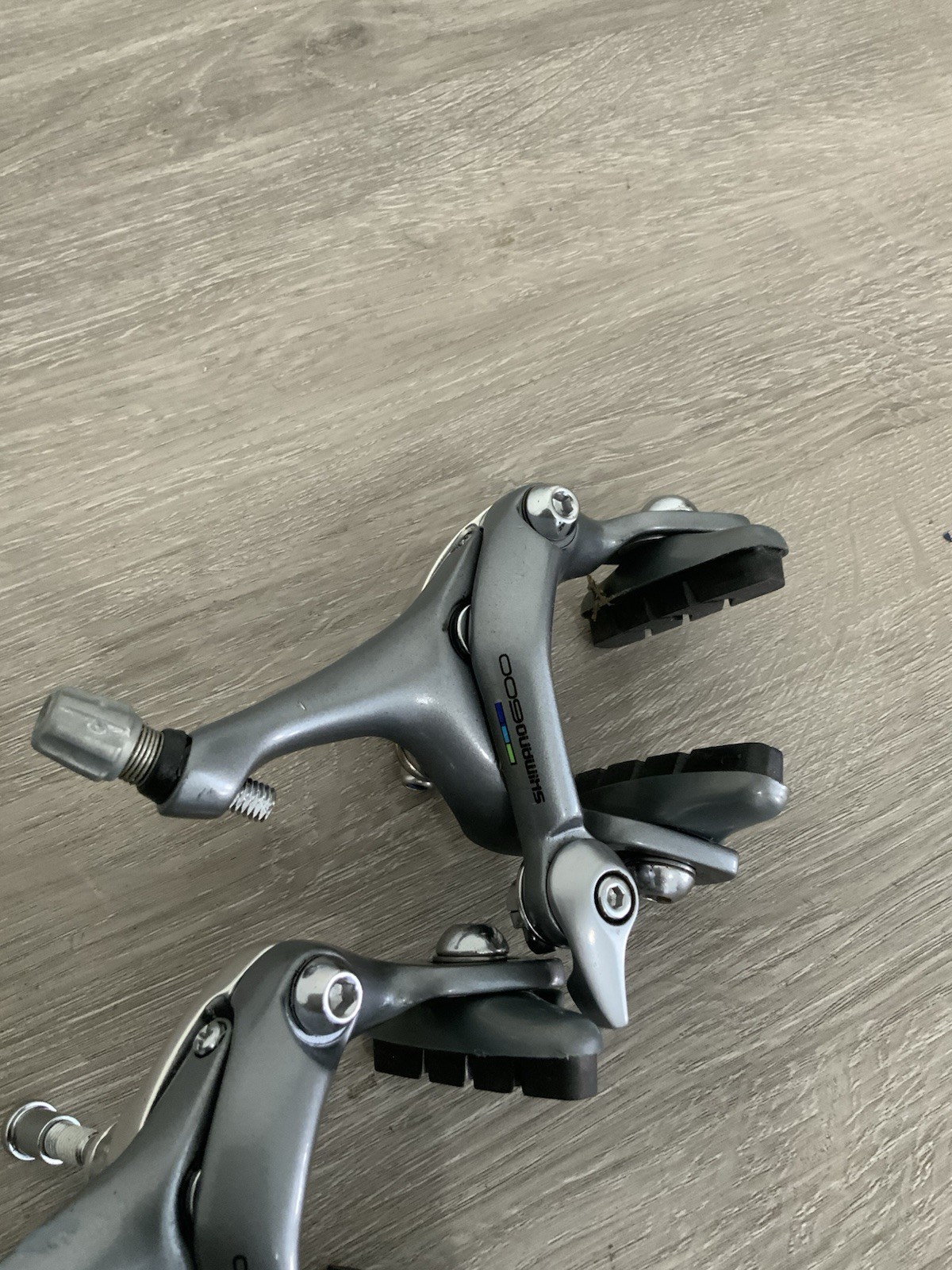 SHIMANO 600 ULTEGRA BRAKE CALIPERS RECESSED 39-49 MM REACH RECESSED MOUNTS 6403