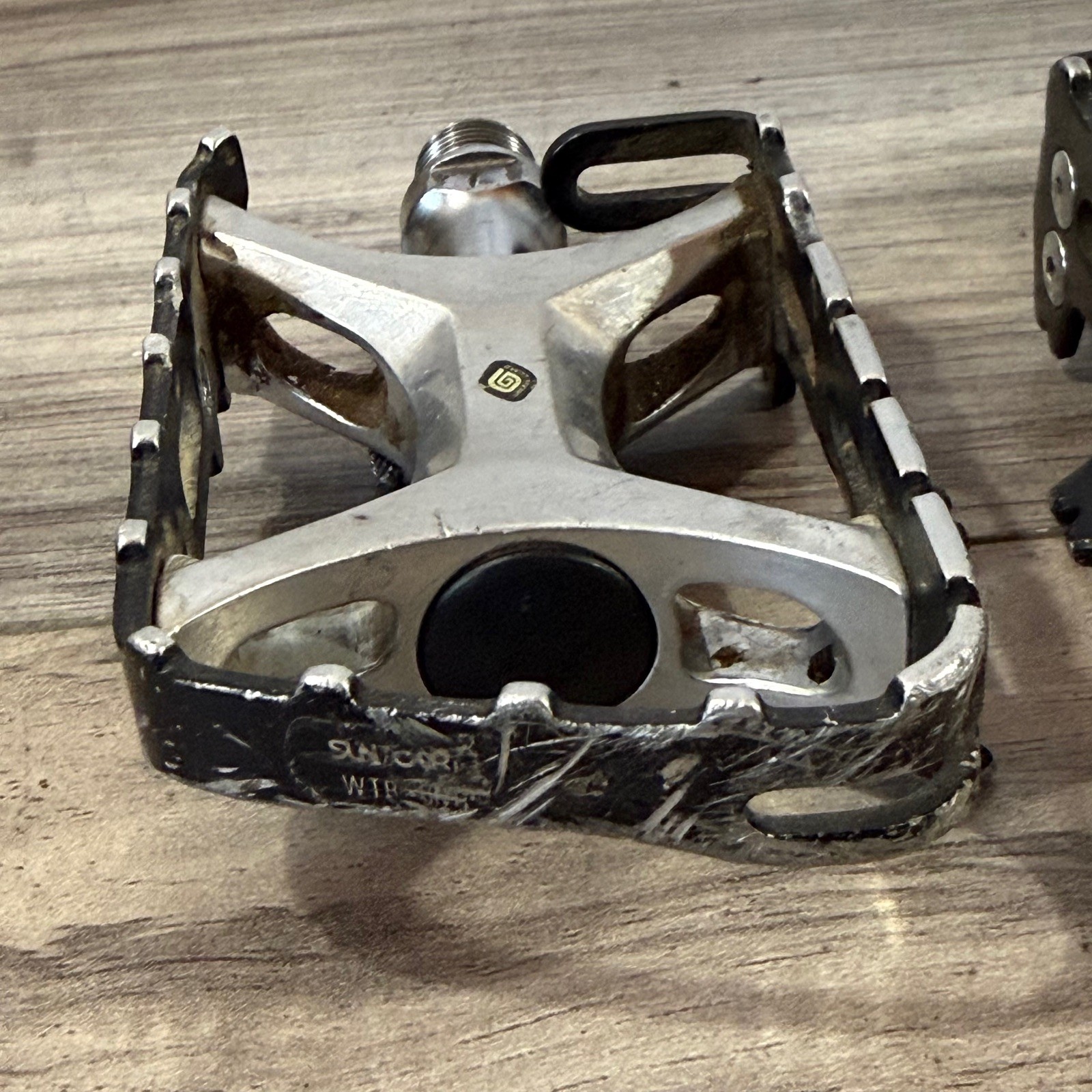 Vintage Suntour XC Pro WTB Grease Guard Pedals 9.16