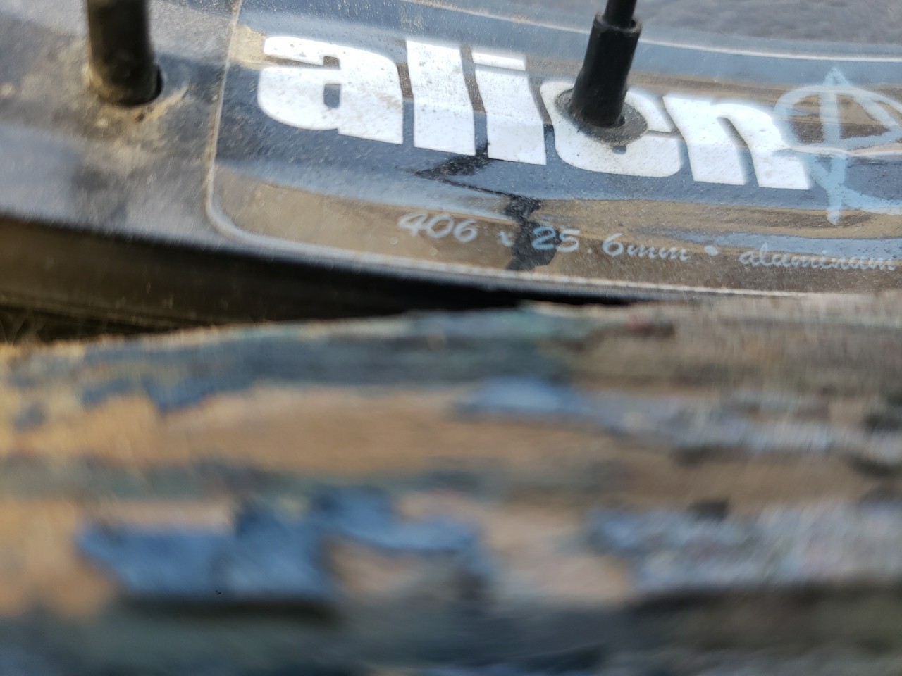ALIENNATION 406X25.6 PLAIN BLACK BLACK RIM SET
