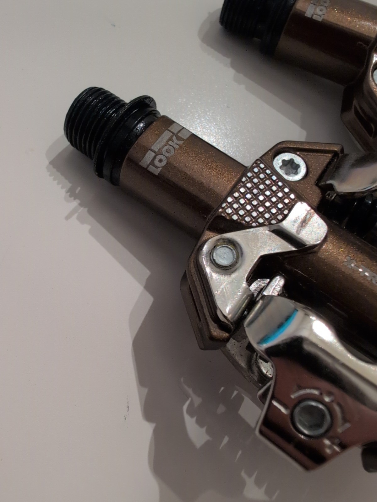 LOOK X-Track Pedals – Dual Sided Clipless, Aluminum, 9/16″, Gravel Edition